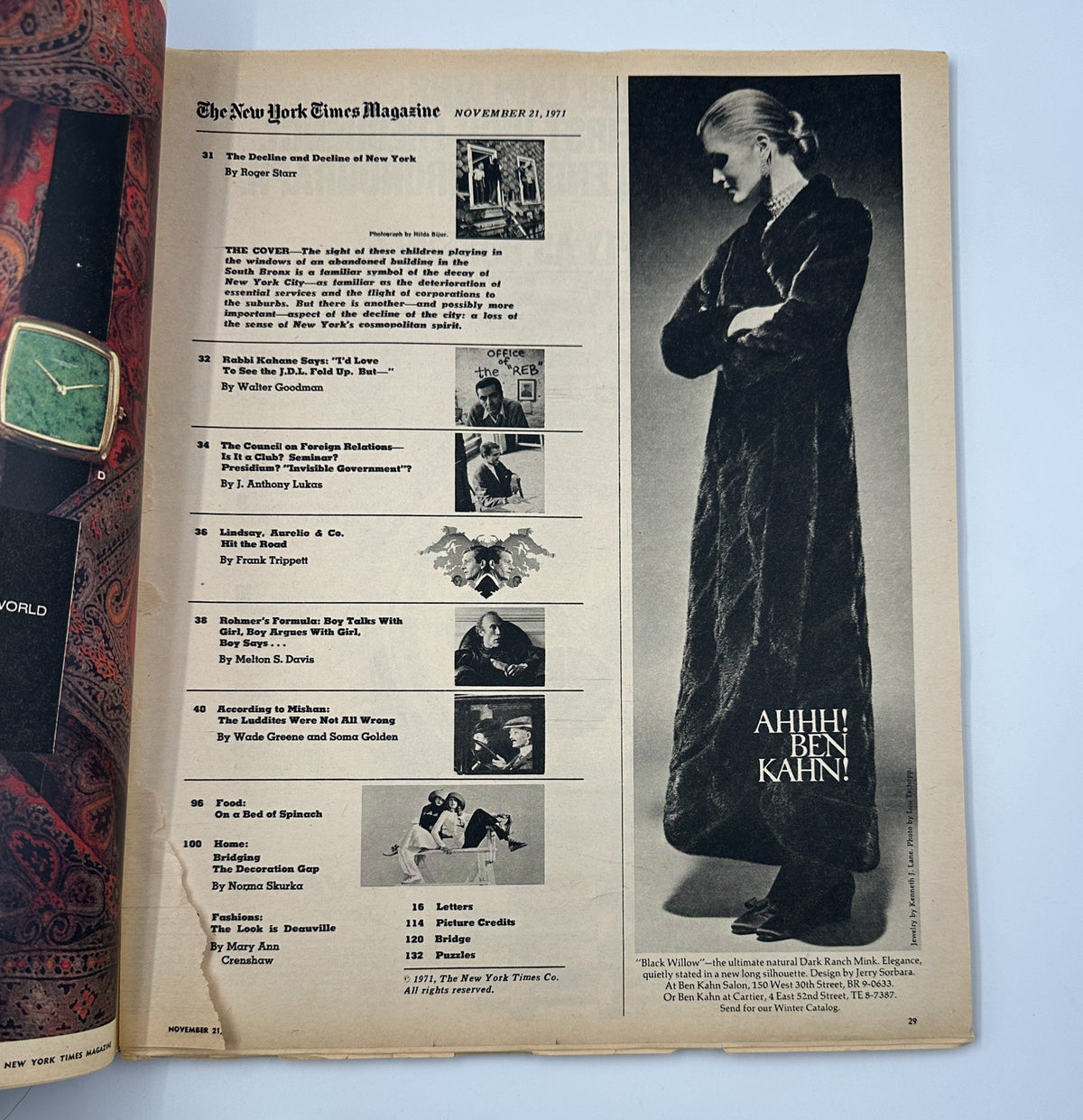 Inside page of The New York Times Magazine from November 21, 1971, showcasing the Table of Contents including various articles and a fashion advertisement.