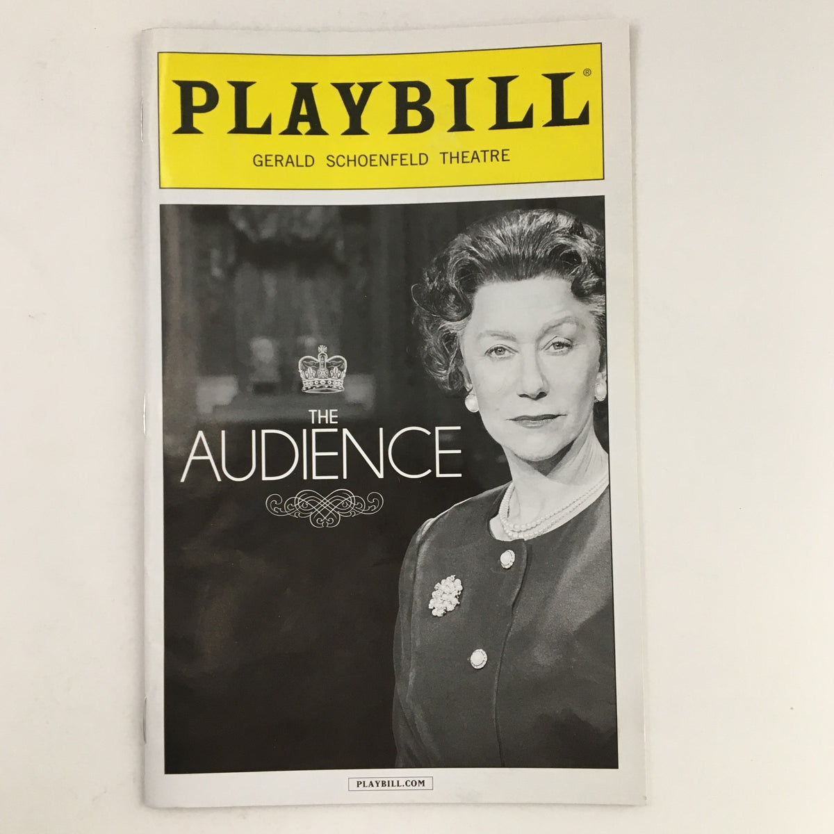 2015 Playbill for The Audience at Gerald Schoenfeld Theatre featuring a portrait of Helen Mirren.