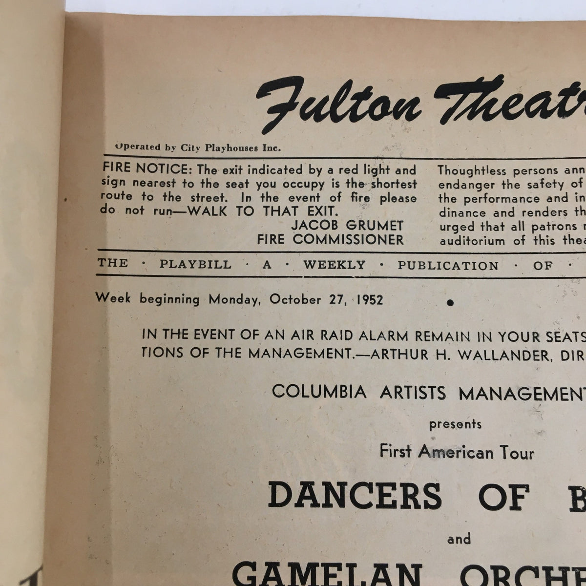 Continuation of the inside of the 1952 Playbill for 'Dancers of Bali and Gamelan Orchestra' with additional performance notes and theater policies.