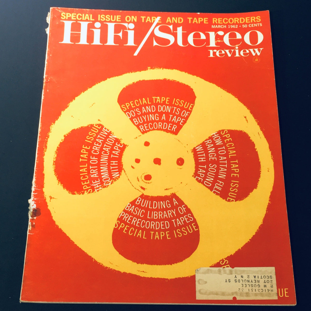 Cover of VTG HiFi Stereo Review Magazine March 1962 featuring a special issue on tape and tape recorders, highlighting do's and don'ts of buying a tape recorder.