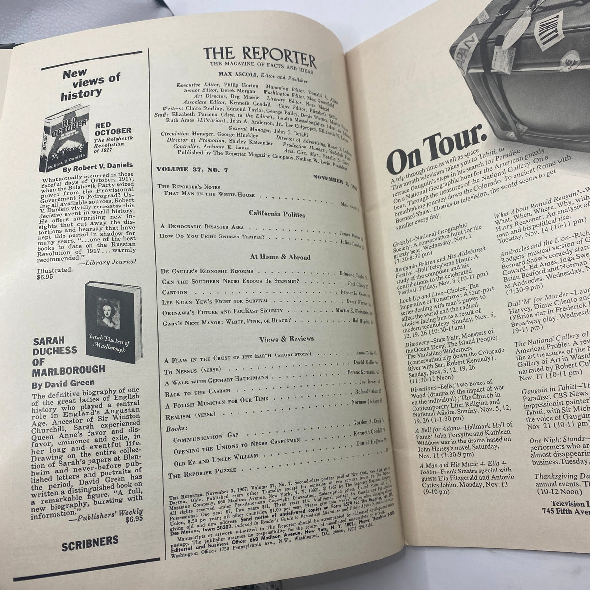 Interior page of VTG The Reporter Magazine from November 2, 1967, featuring articles on Charles de Gaulle's economic reforms and other historical topics.