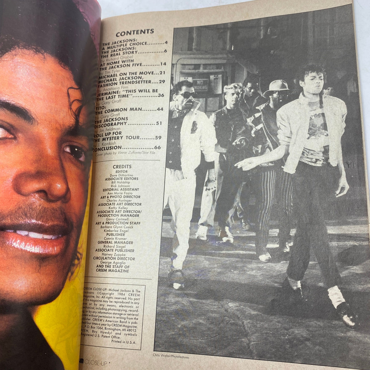 Inside page of VTG Creem Close-Up Magazine September 1984, displaying the contents section with images and descriptions related to Michael Jackson and The Jacksons.