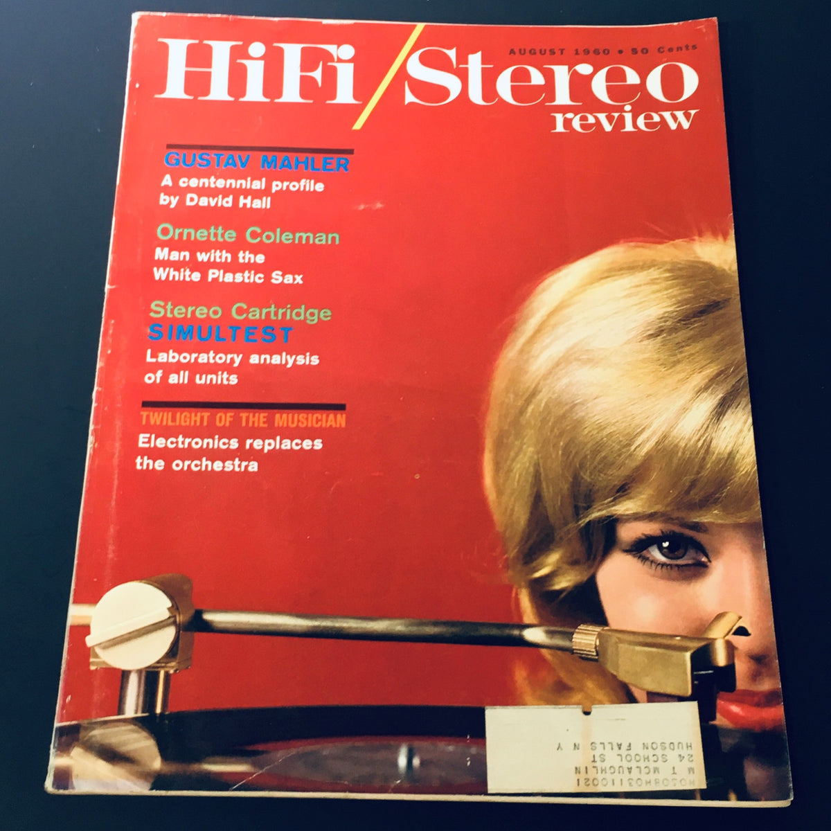 Cover of HiFi Stereo Review Magazine August 1960 featuring Ornette Coleman and his white plastic saxophone, along with other articles including Gustav Mahler, stereo cartridge tests, and the effects of electronics on music.