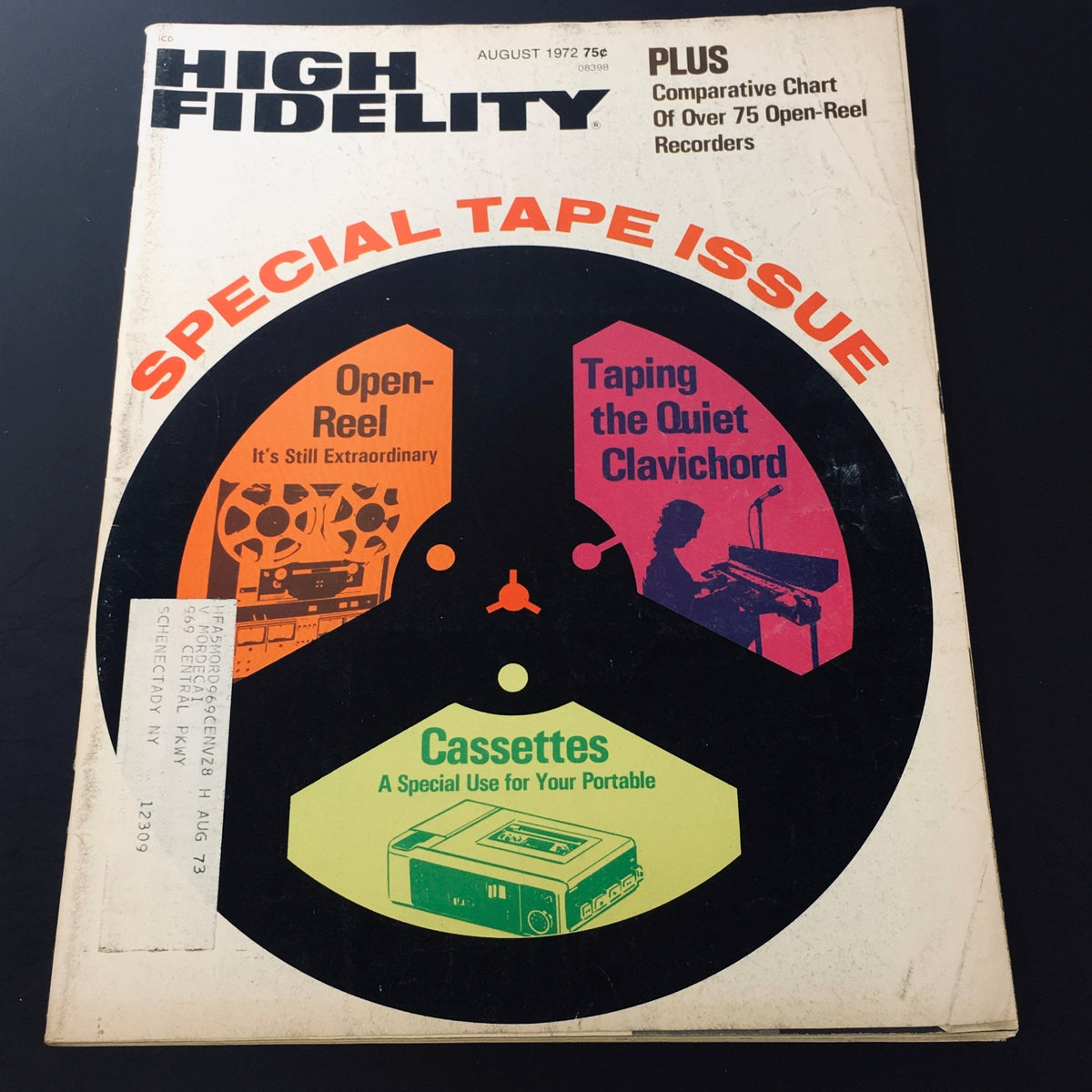 High Fidelity Magazine August 1972 cover featuring 'Special Tape Issue' with focus on 'Taping The Quiet Clavichord', showcasing images of open-reel recorders and cassettes.