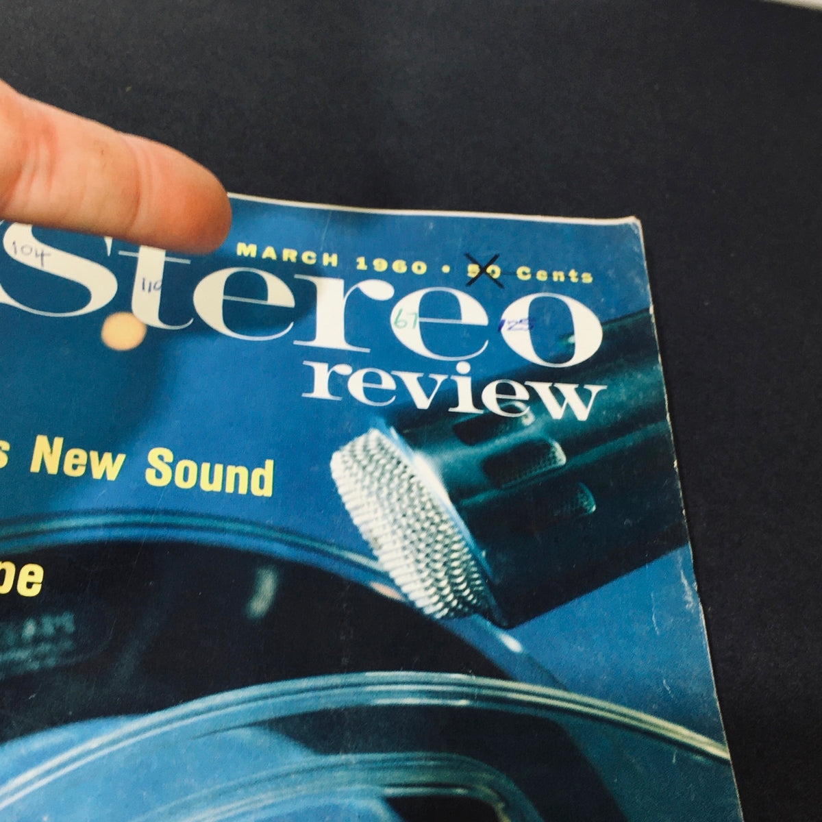 Detail image of the VTG HiFi Stereo Review Magazine, March 1960, emphasizing the publication's focus on stereo technology and sound.
