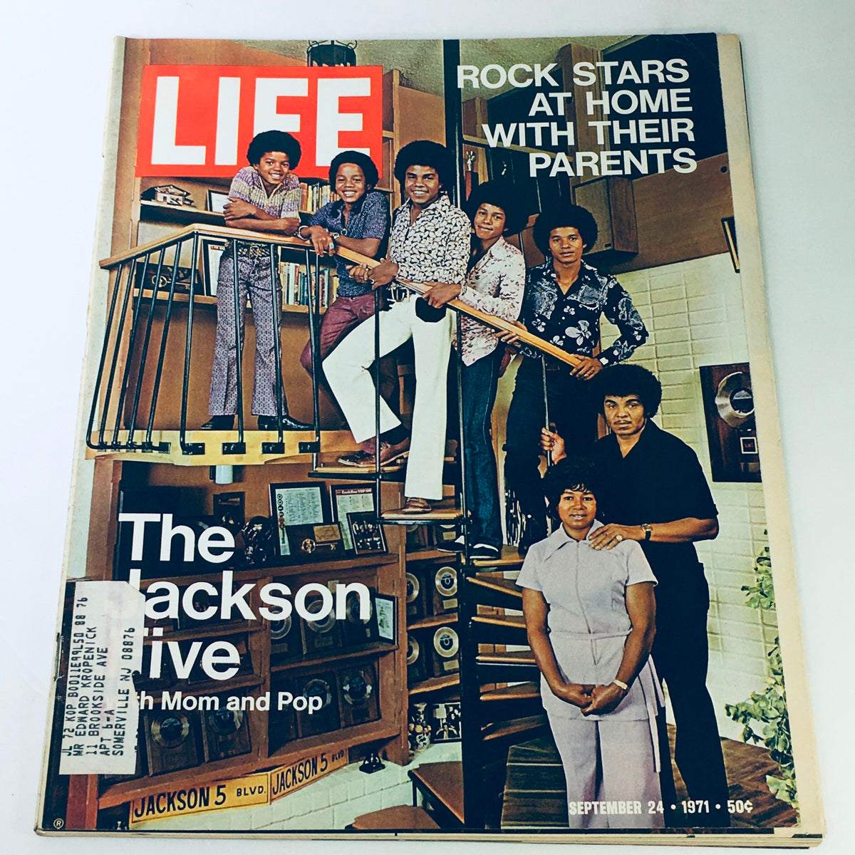 VTG Life Magazine February 24 1971 featuring Michael Jackson and his brothers, Katherine and Joe Jackson at home. This vintage magazine highlights the Jackson 5's early career and family life with a captivating cover story.