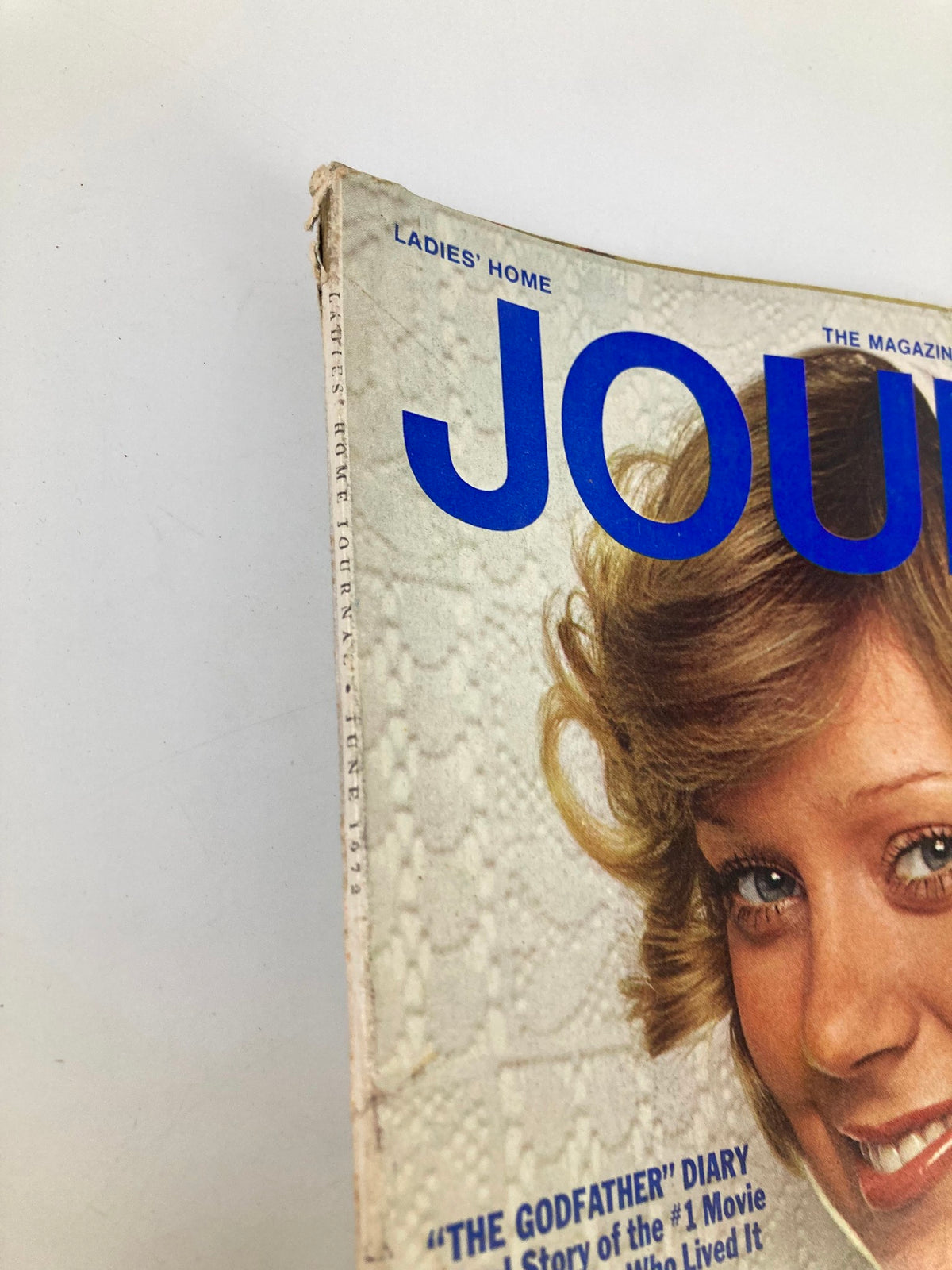 Side view of the cover of the VTG Ladies' Home Journal Magazine June 1972, showing slight wear and emphasizing the title 'Ladies' Home Journal.'