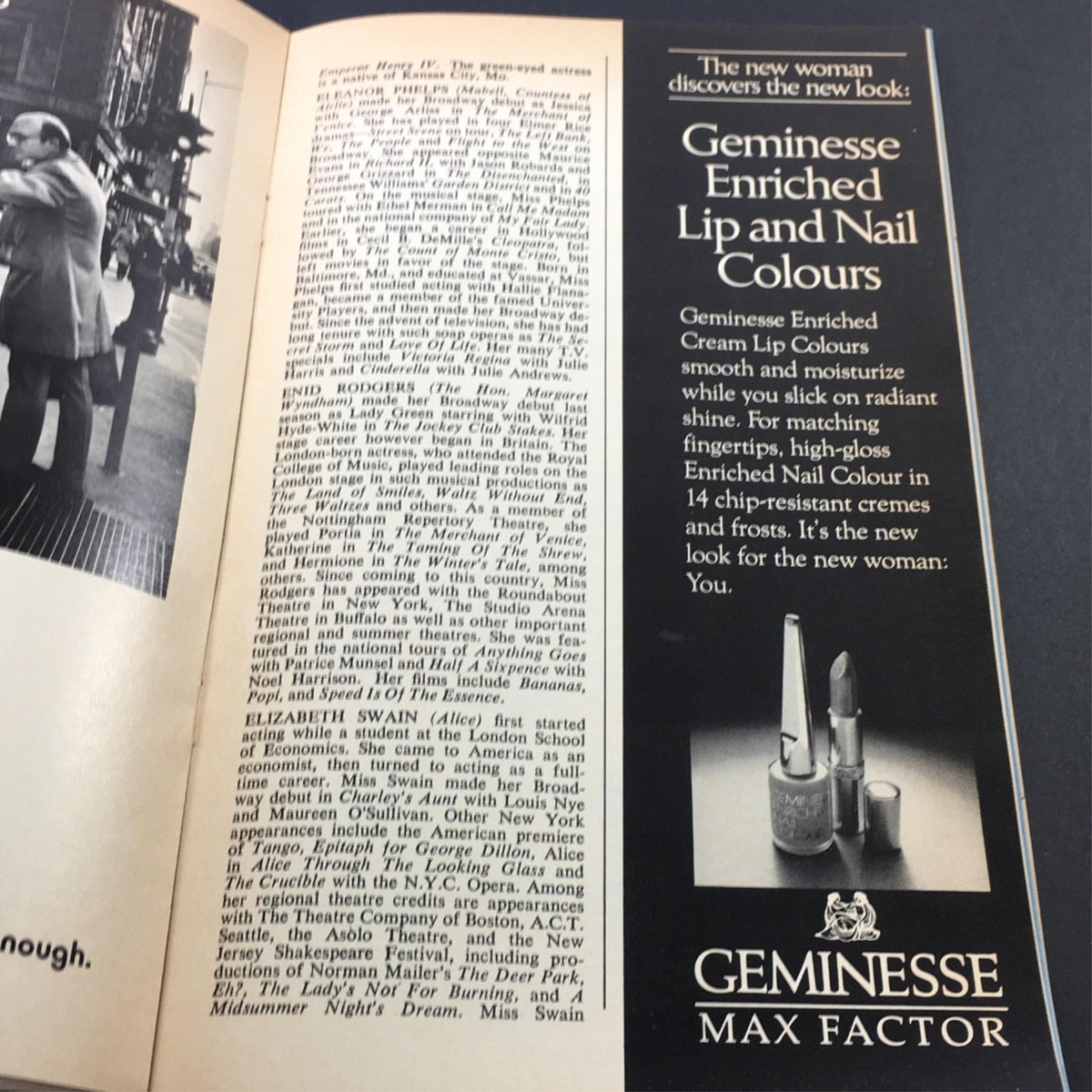 VTG Playbill November 1973 featuring an advertisement for Geminesse Max Factor lip and nail colors inside the playbill.