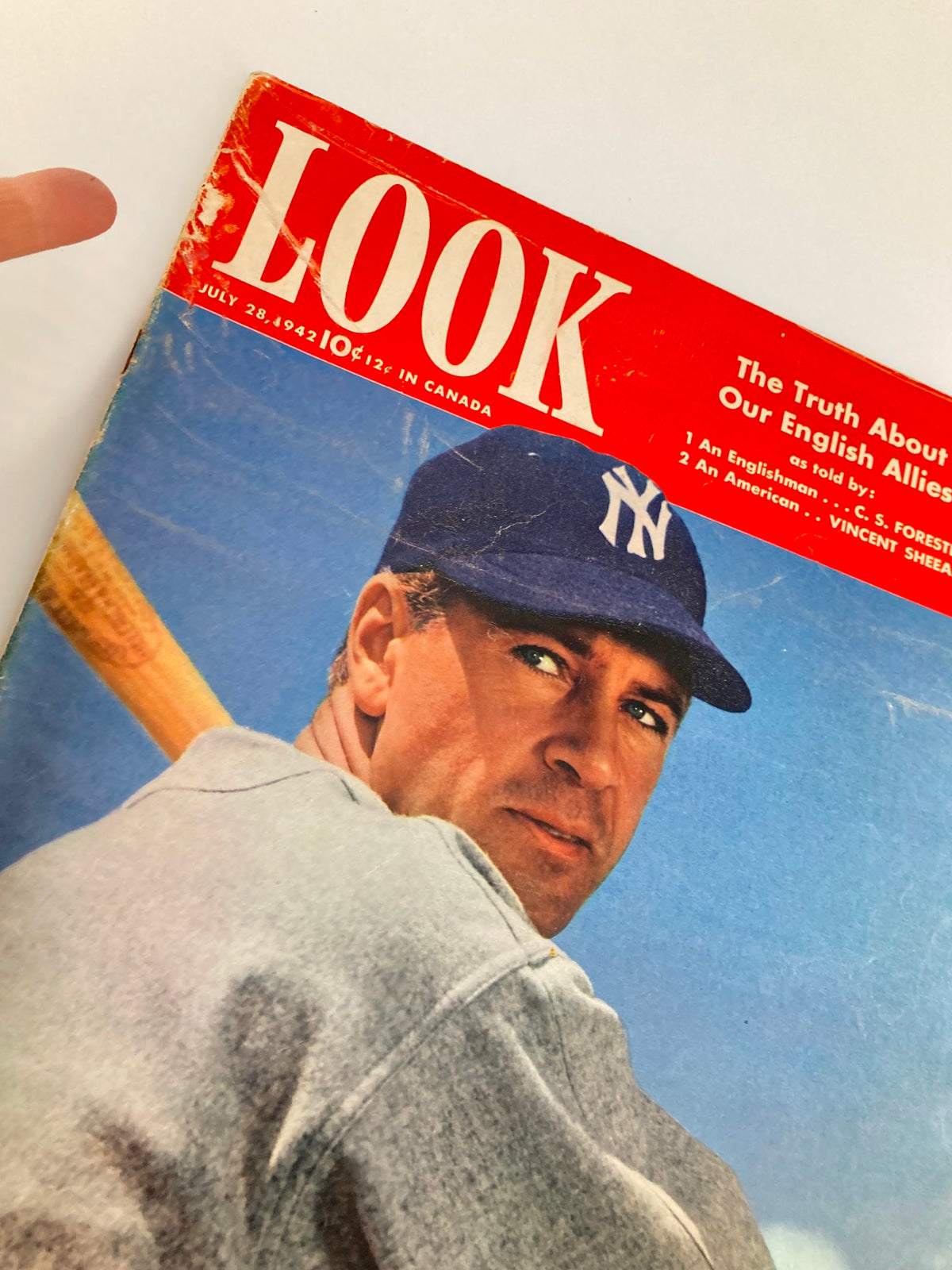 Cover of Look Magazine from July 28, 1942 featuring Gary Cooper, the star of 'The Pride of The Yankees', showcasing vintage design and historical significance.