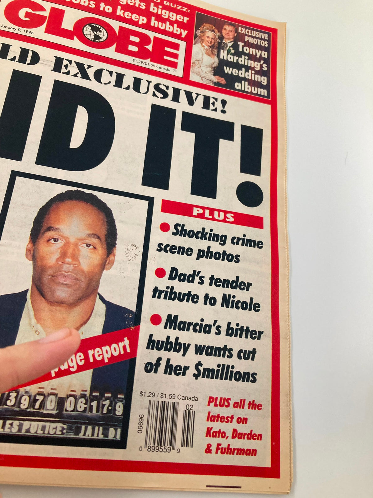 Globe Magazine January 9 1996 cover featuring a bold headline 'Did It!' with a photo of a man, various tabloid stories including Whitney Houston and Tonya Harding highlights, collectible vintage magazine cover associated with 90s pop culture.