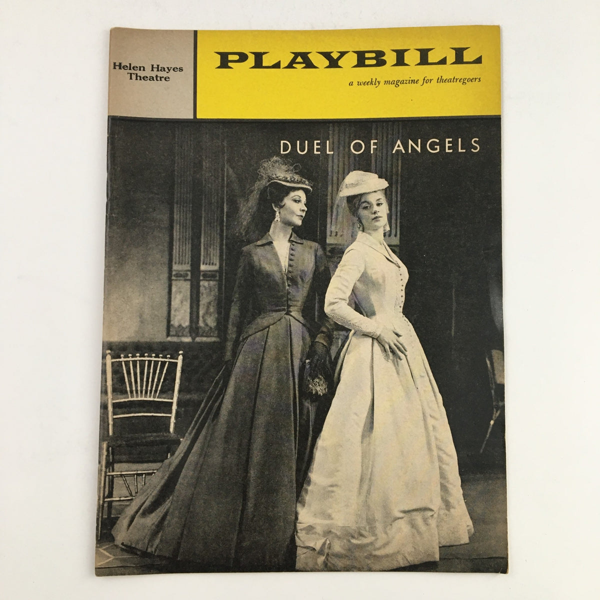 1960 Playbill for Duel of Angels showcasing Vivien Leigh and Mary Ure on the cover, from the Helen Hayes Theatre.