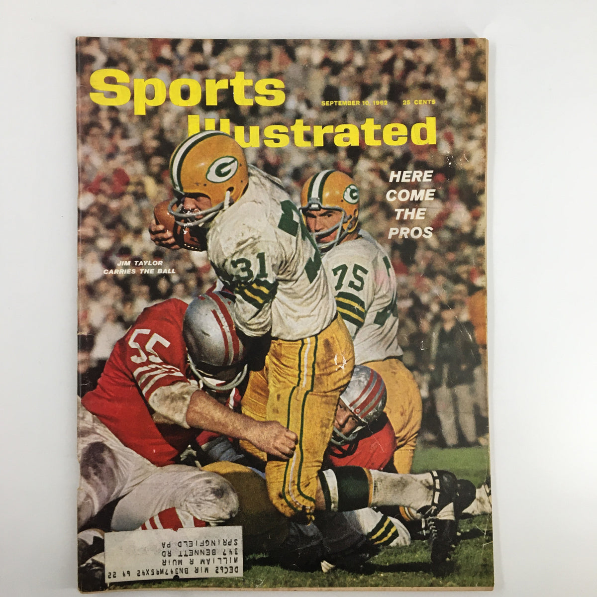 VTG Sports Illustrated Magazine September 10 1962 featuring Jim Taylor Carries The Ball on the cover, showcasing a pivotal moment in football history with an engaging sports illustration.