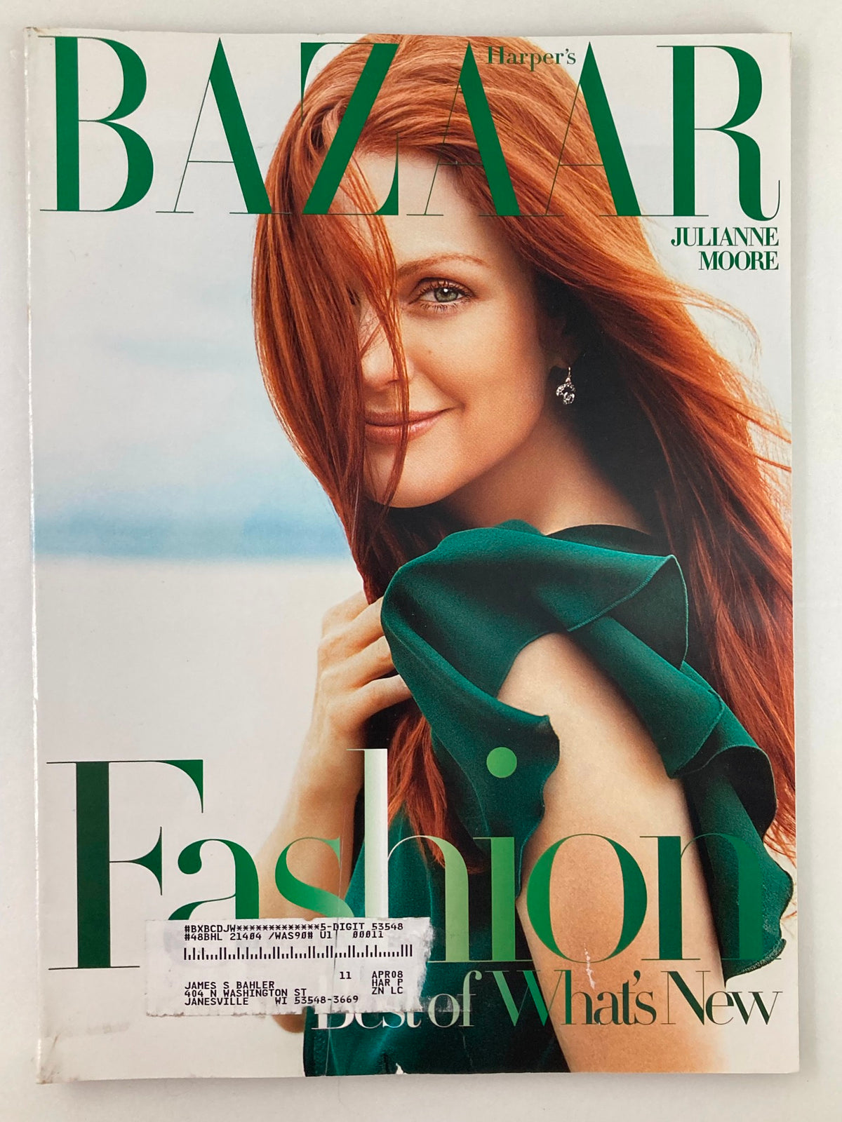 Cover of Harper's Bazaar Magazine January 2006 featuring Julianne Moore, showcasing vibrant fashion and style trends with the title 'Best of What's New.'