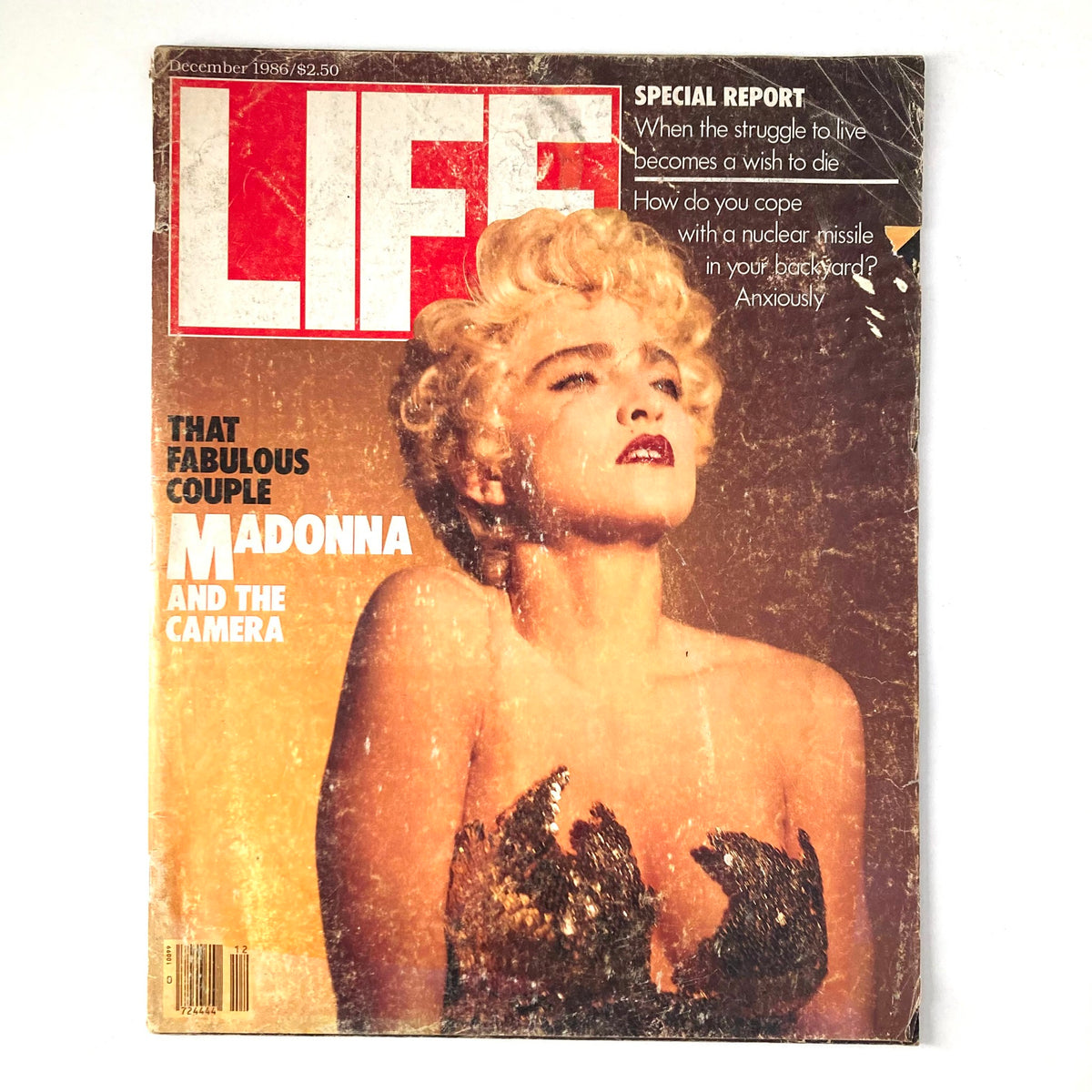 Cover of VTG Life Magazine December 1986, Vol 9 No. 13 featuring Madonna, showcasing her iconic look and style from the 80s.