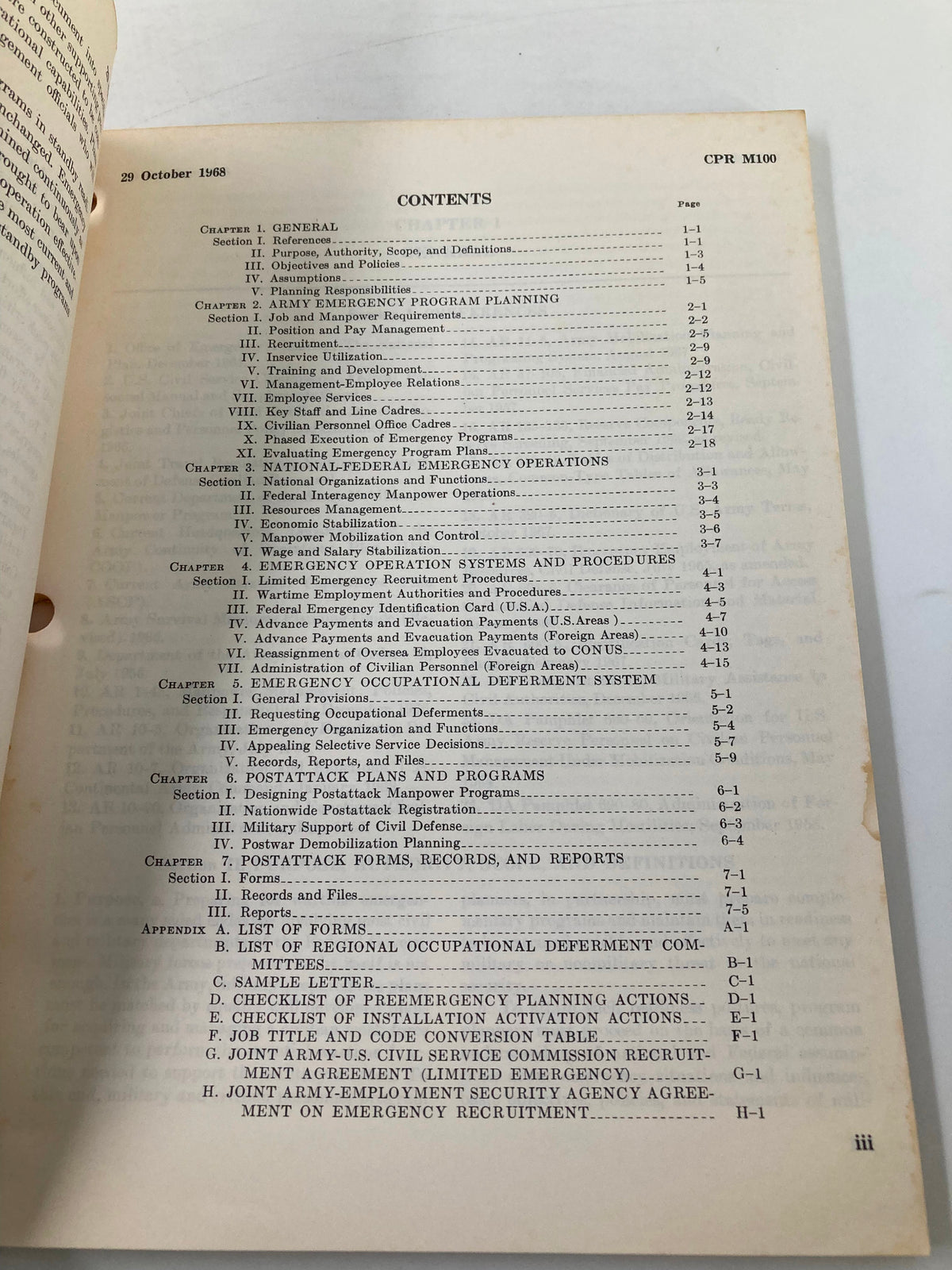 Contents page of Mobilization Planning and Execution, October 1968, Headquarters Department of the Army, outlining chapters and topics covered in the manual.