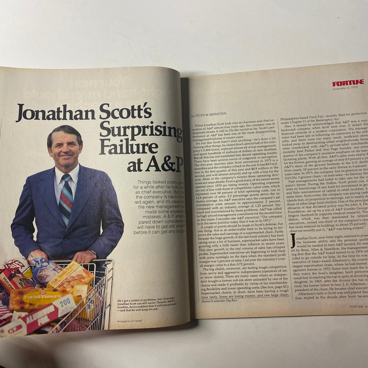 Article spread from Fortune Magazine, November 6, 1978, showcasing 'Jonathan Scott's Surprising Failure at A&P' with a photo of Jonathan Scott in a supermarket setting.