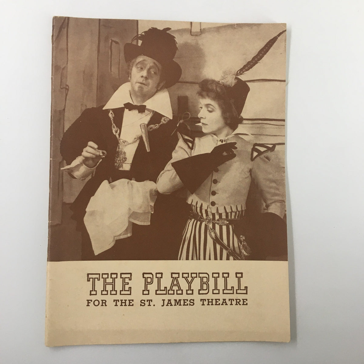 1940 Playbill St. James Theatre featuring Helen Hayes and Maurice Evans in Twelfth Night, showcasing vintage theatrical actors in costume on the cover.