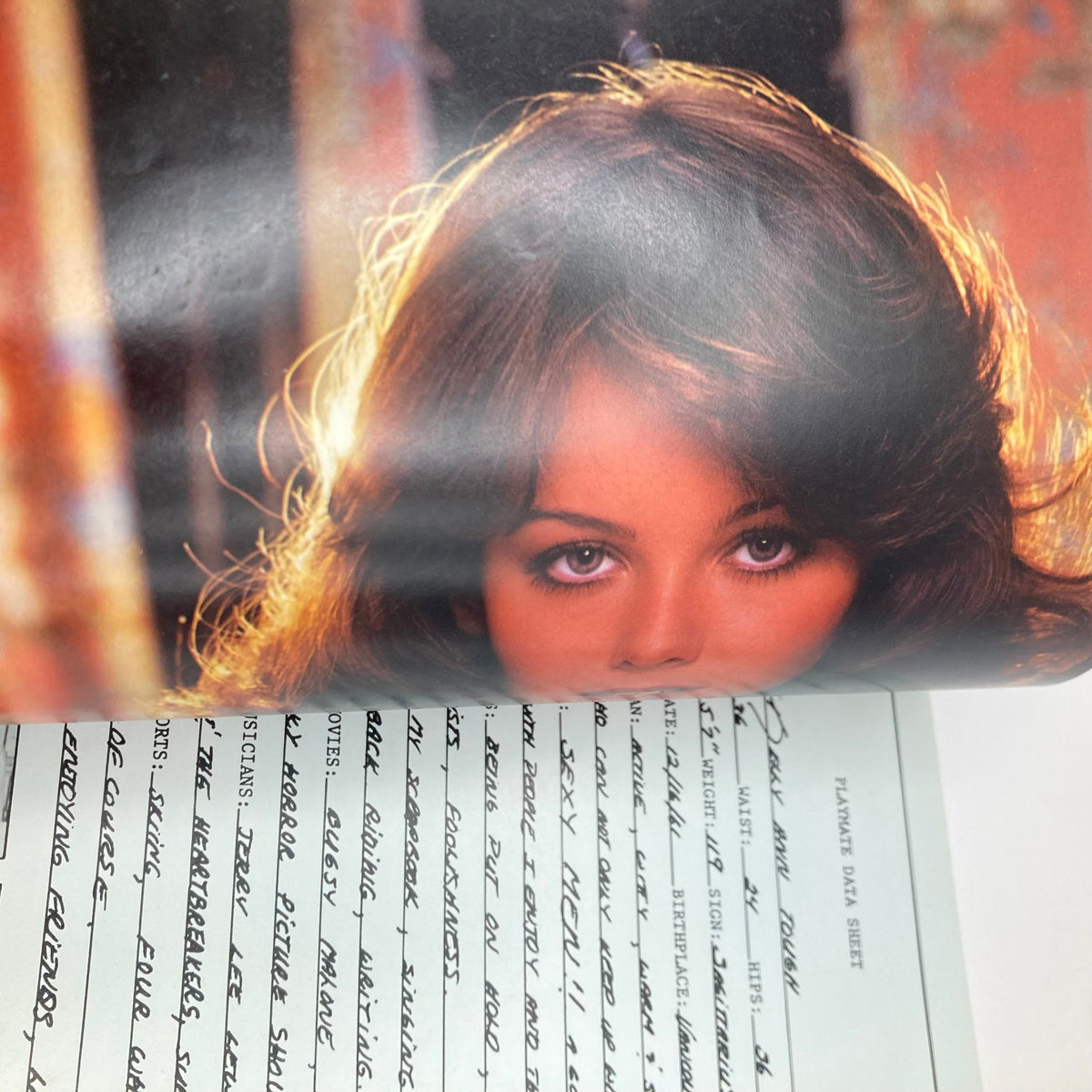 Inside page of the VTG Playboy Magazine October 1981 showcasing a close-up of a model's face alongside handwritten notes.