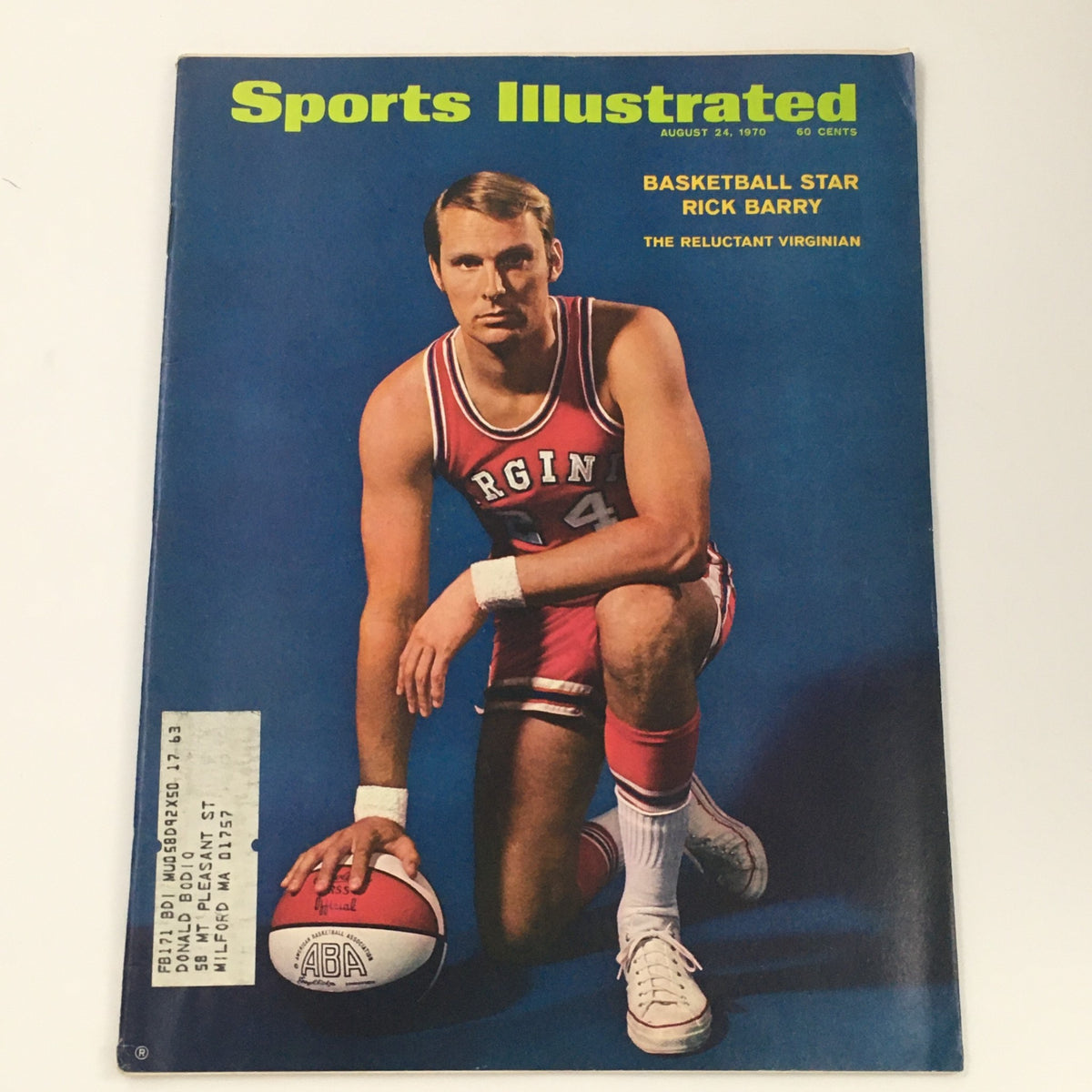 Cover of Sports Illustrated Magazine August 24, 1970 featuring basketball star Rick Barry, showcasing his iconic posing with a basketball, reflecting the sports culture of the 1970s.