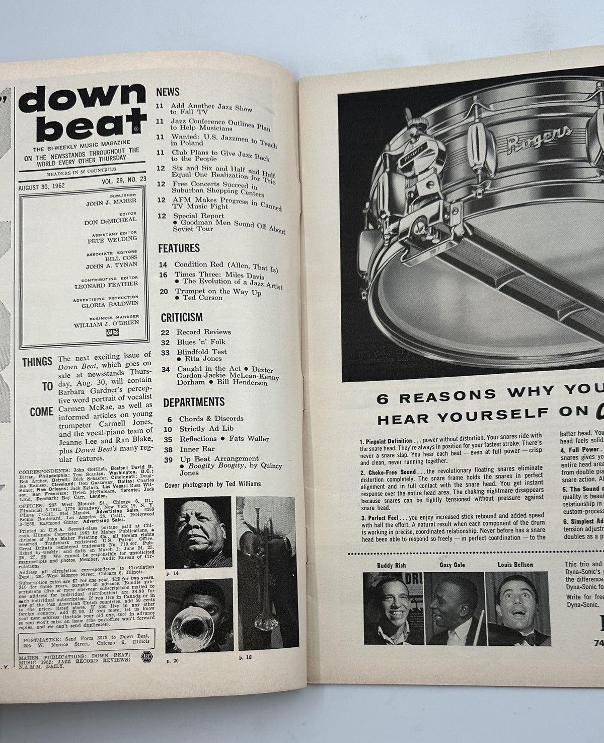 Inside spread of Down Beat Magazine, August 30, 1962, displaying content sections including 'News', 'Features', and 'Criticism', with photographs and headlines related to jazz artists.