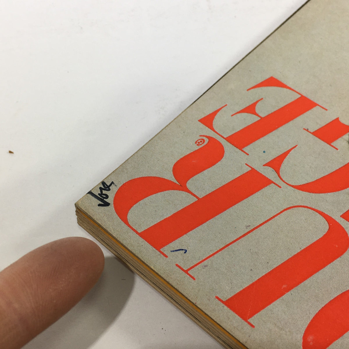 Close-up of the spine and edge of Glamour Magazine August 1967, highlighting the vintage publication details.