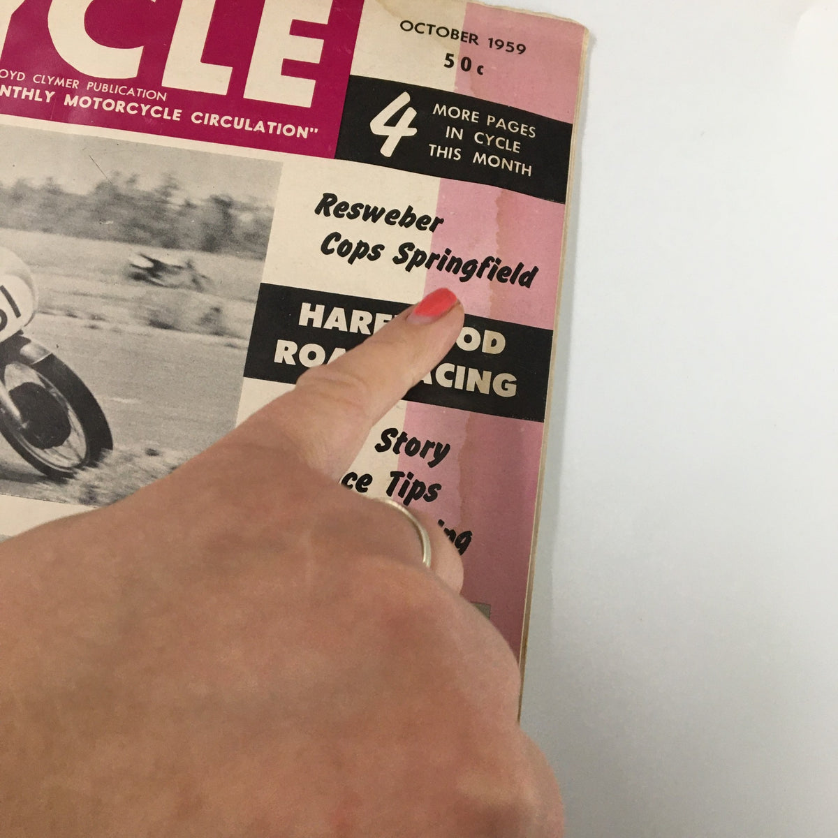 Close-up of the VTG Cycle Magazine October 1959 cover highlighting Resweber Cops Springfield and Harewood Road Racing.