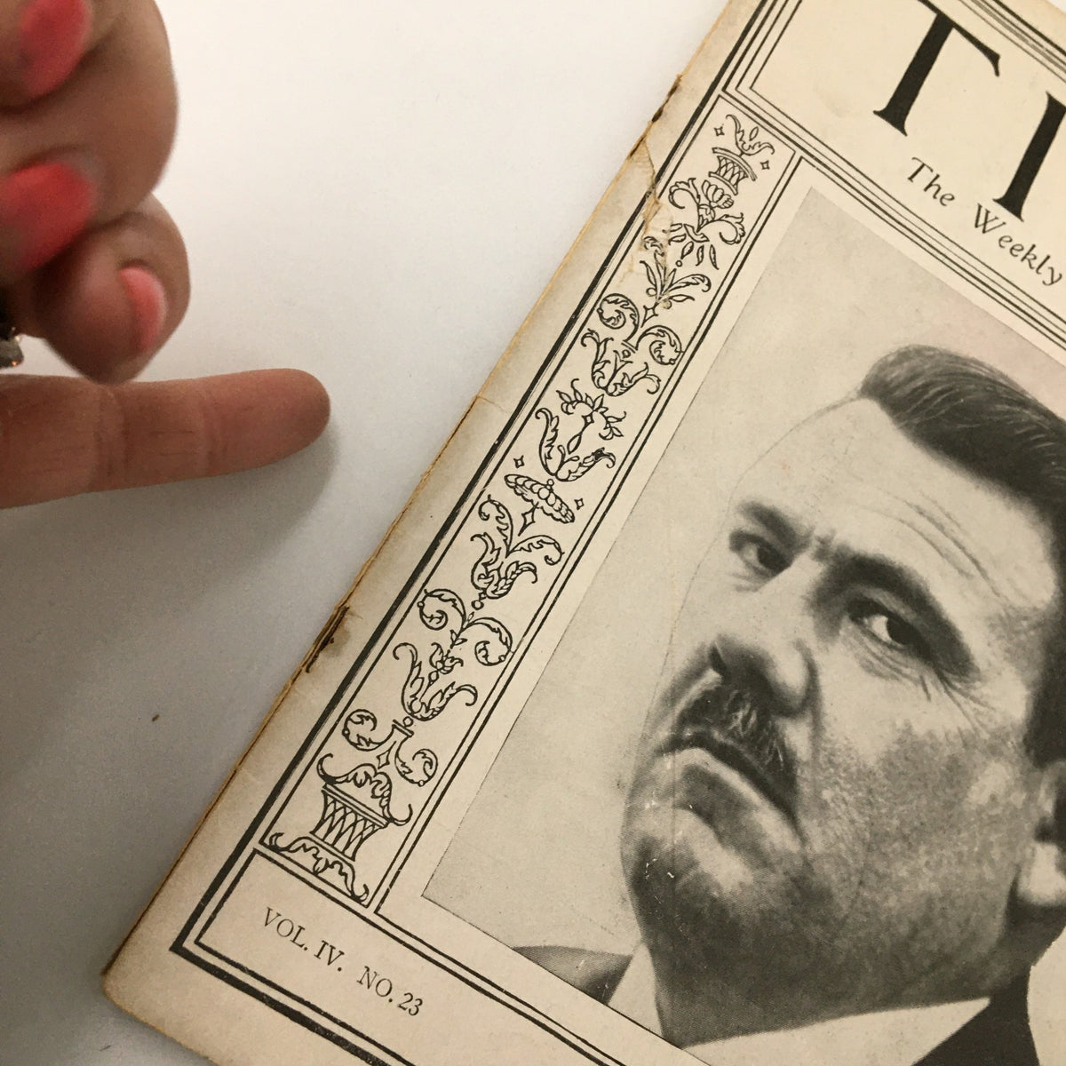 Cover of VTG Time Magazine December 8 1924 Vol. 4 No. 23 featuring a prominent image of Presidente Plutarco Elias Calles, showcasing the magazine's historical significance.