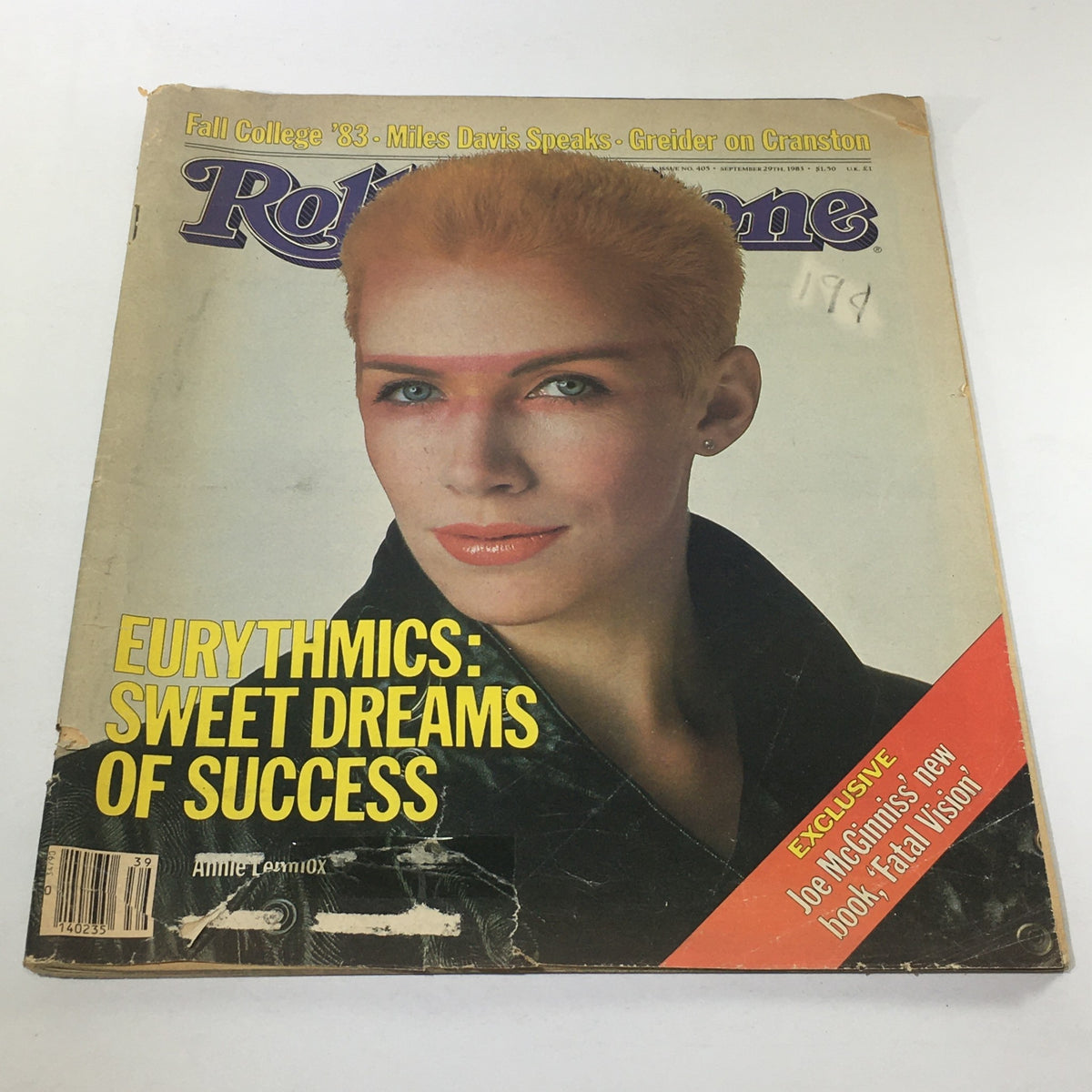 VTG Rolling Stone: September 29 1983 - Annie Lennox Cover featuring a portrait of Annie Lennox with a striking short blond hairstyle and bold makeup, highlighting the article 'Eurythmics: Sweet Dreams of Success.'