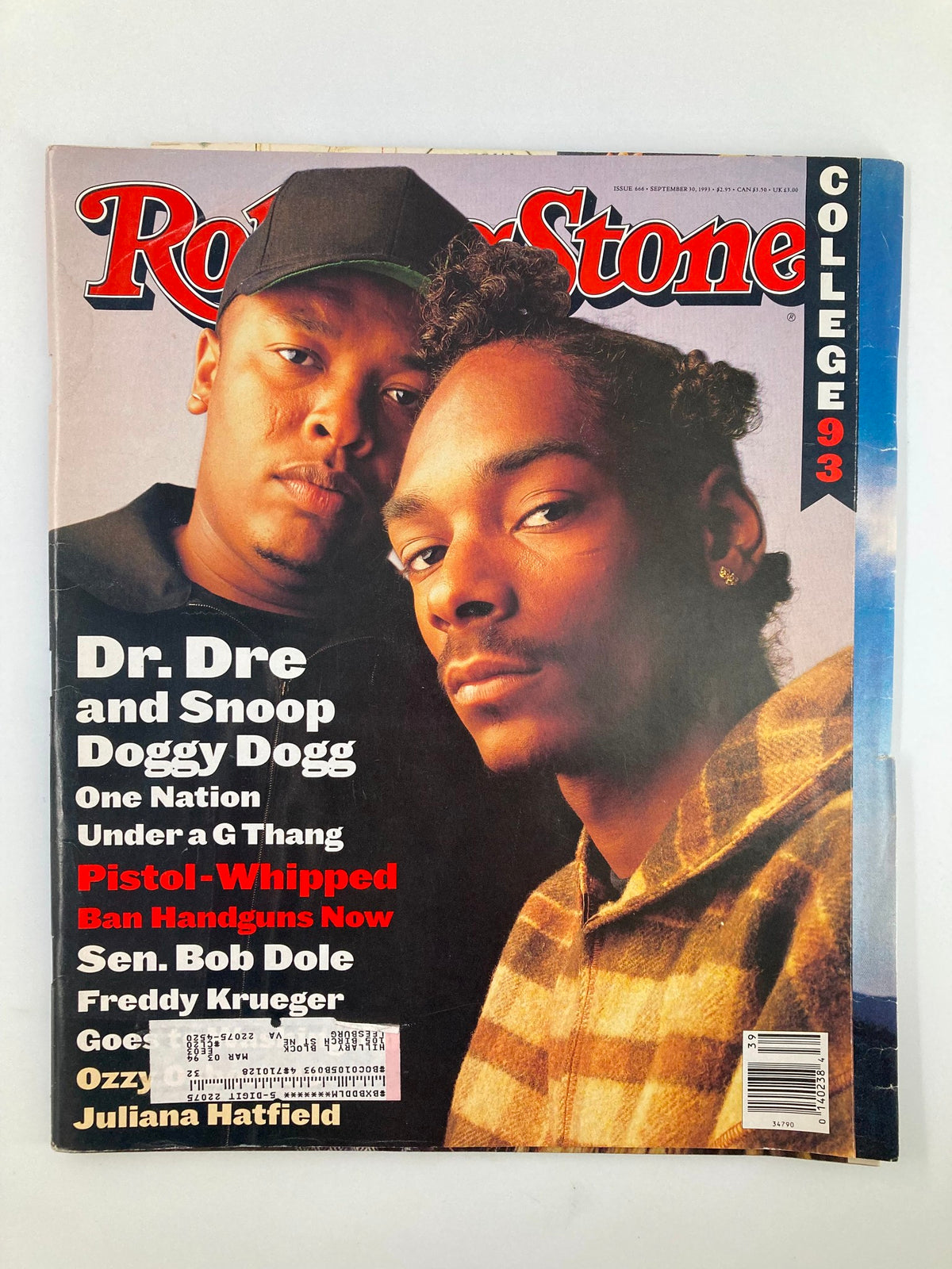 Rolling Stone Magazine September 30 1993 cover featuring Dr. Dre and Snoop Doggy Dogg, highlighting their significance in hip-hop culture.
