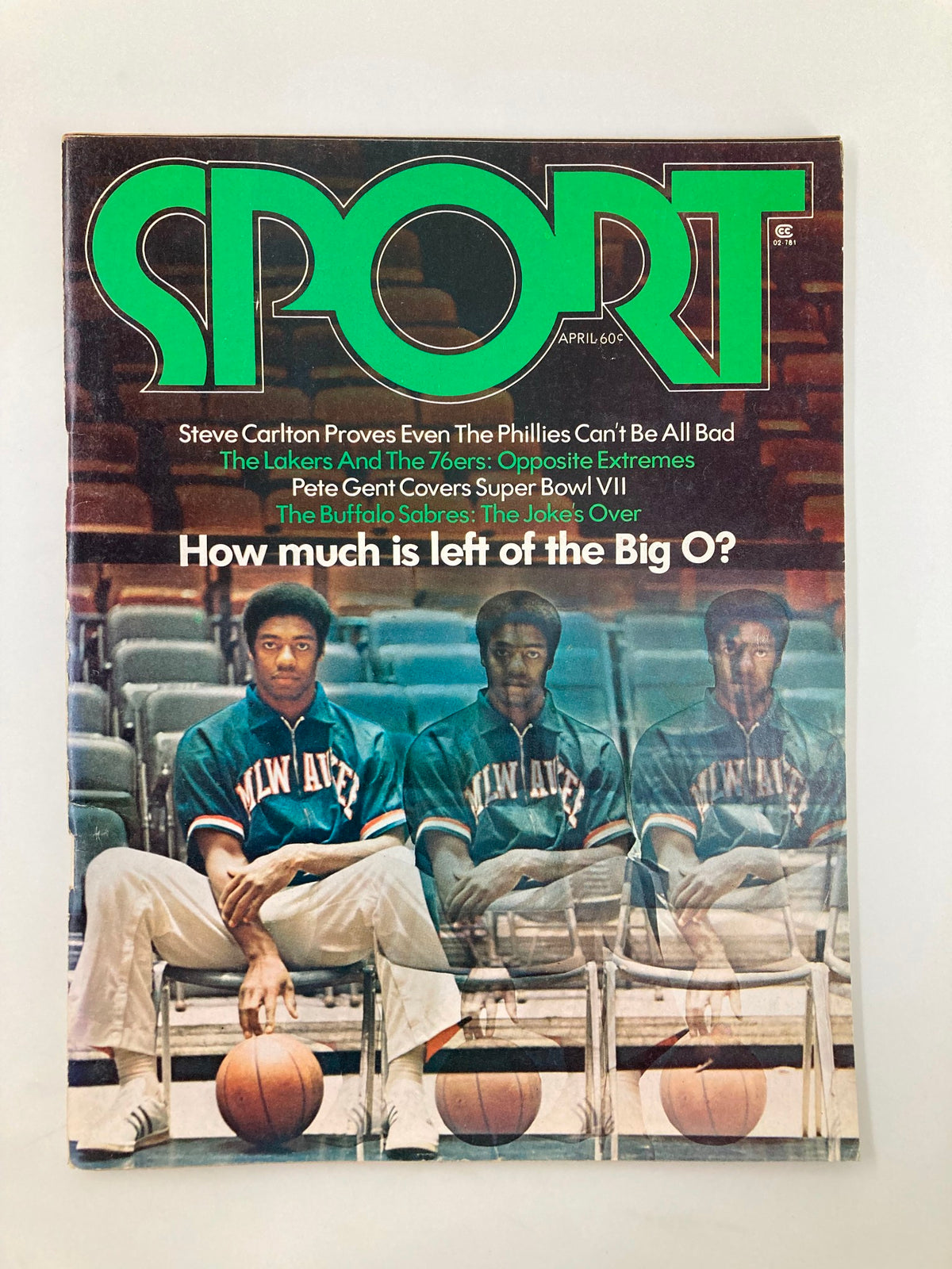 Cover of the VTG Sport Magazine April 1973 featuring Oscar Robertson and Steve Carlton, showcasing sports highlights from that era.