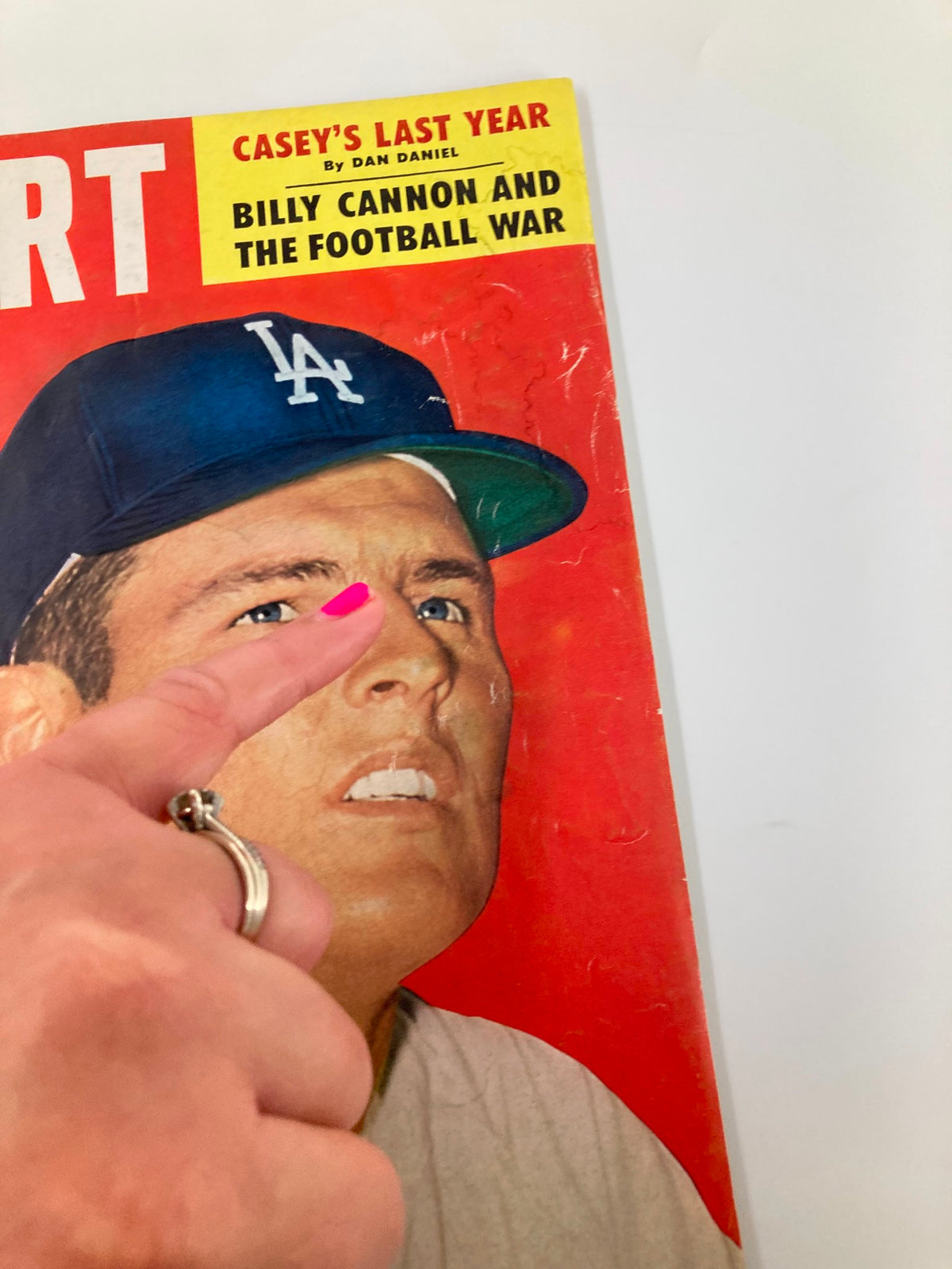 Detailed view of the cover of VTG Sport Magazine June 1960, emphasizing Don Drysdale's photo and the additional featured articles.