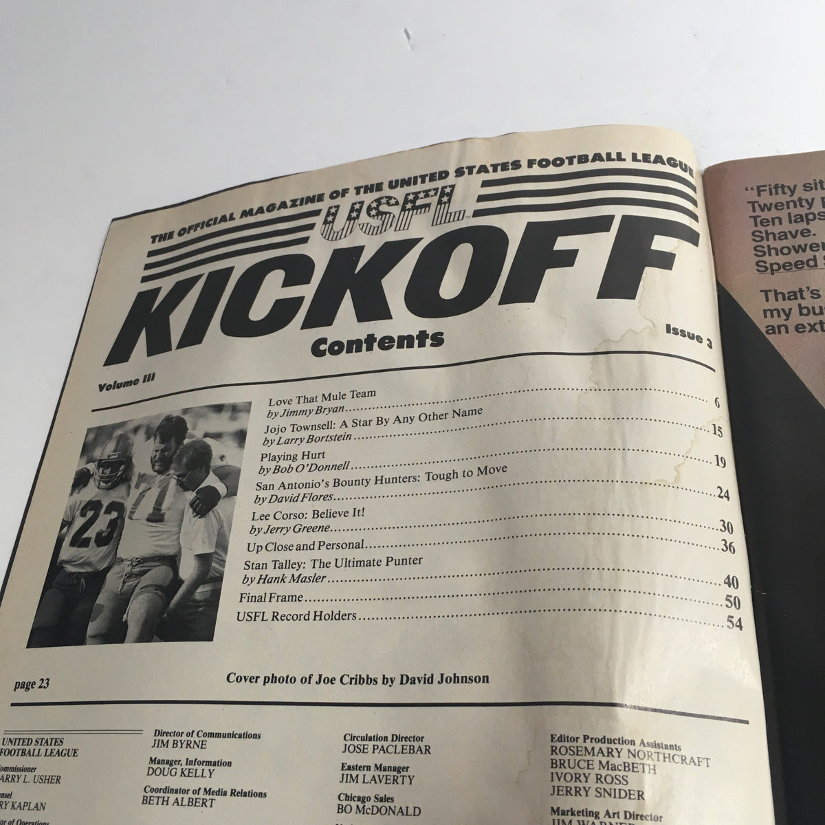 Contents page of VTG USFL Kickoff Official Magazine 1985 Vol. 3 #2, highlighting articles such as 'Love That Mule Team' and showcasing the era's football context.