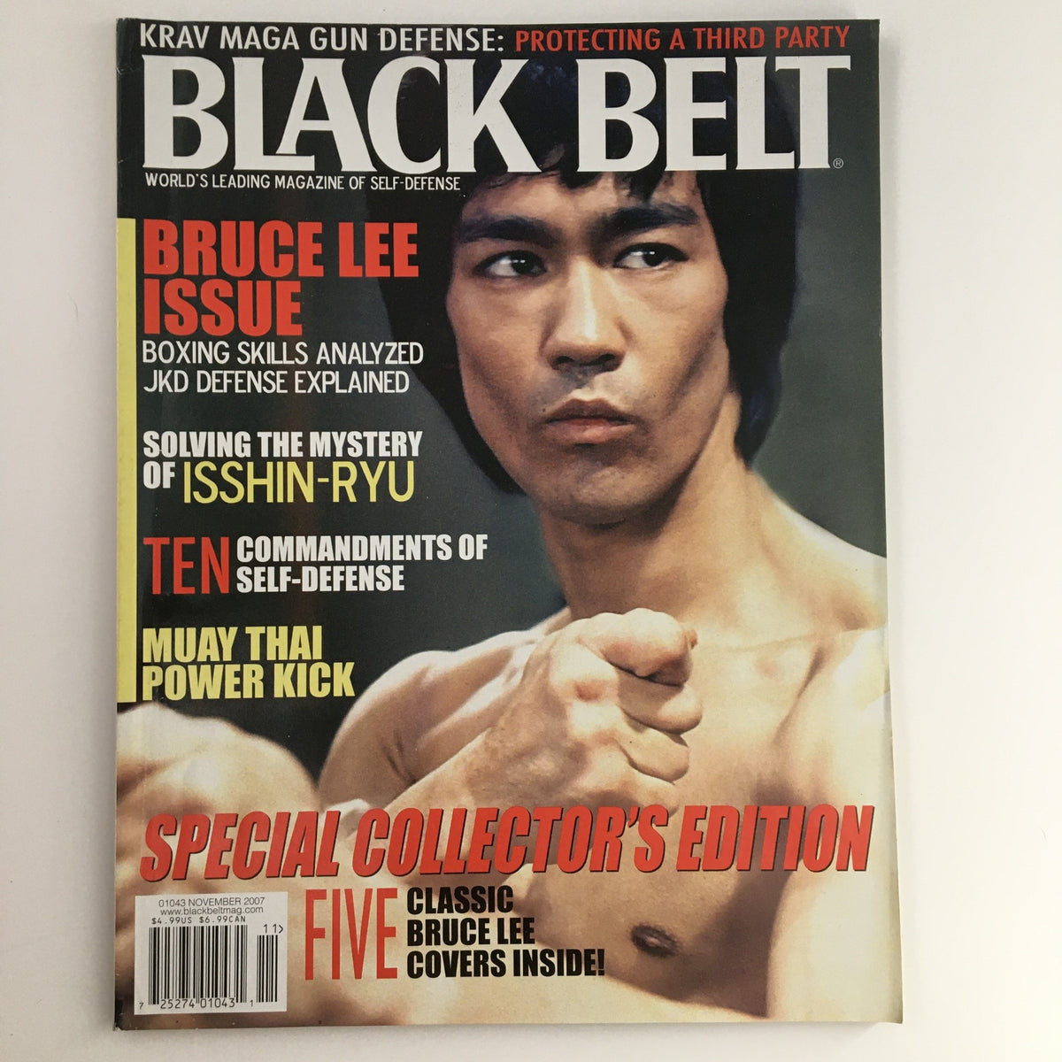 Cover of Black Belt Magazine November 2007 Vol 45 #11 Bruce Lee Issue featuring Bruce Lee and martial arts themes.