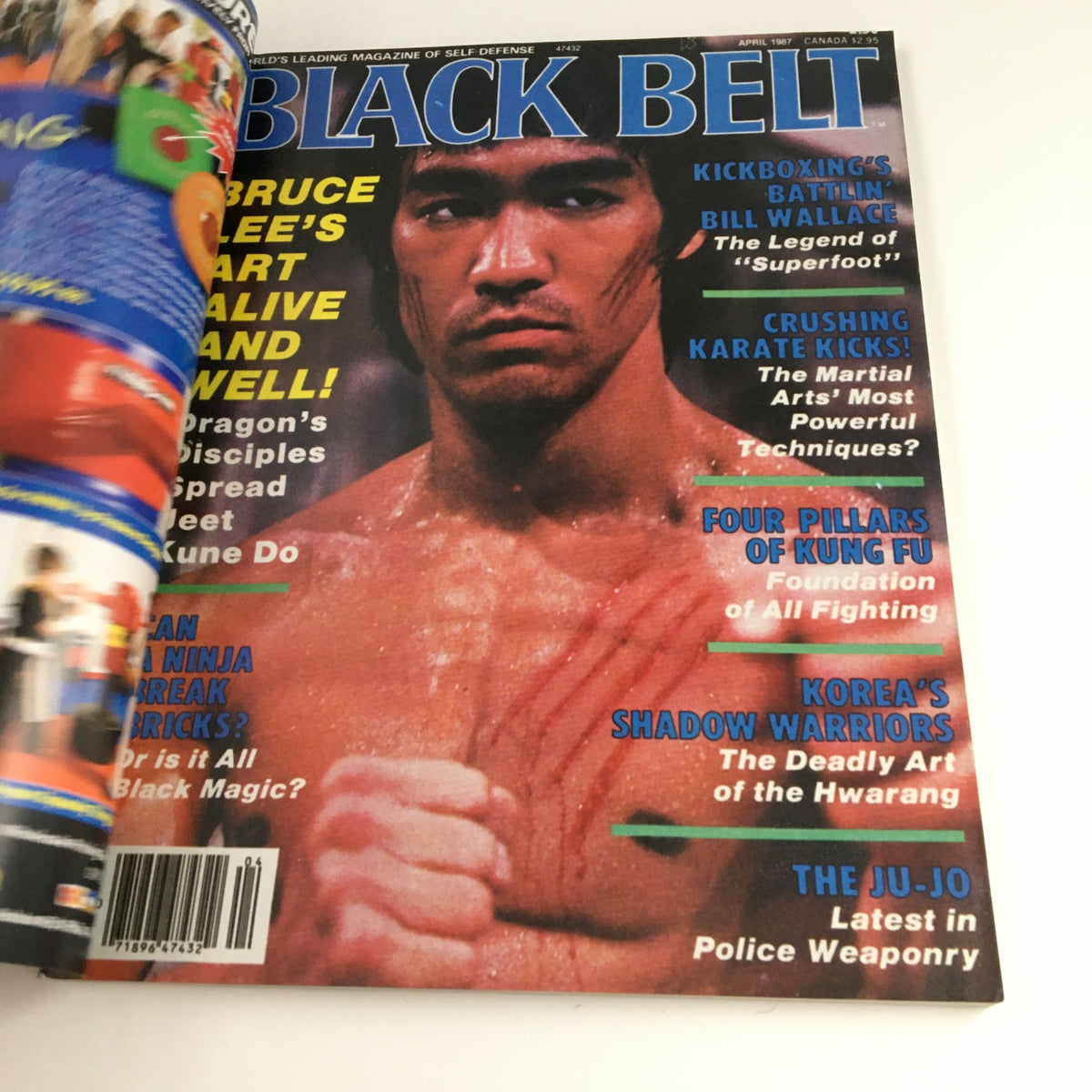 Inside page of Black Belt Magazine November 2007 Vol 45 #11 Bruce Lee Issue showcasing Bruce Lee with martial arts techniques.