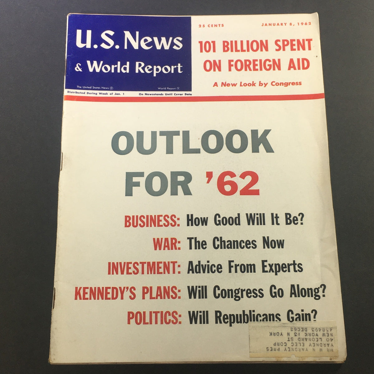 Cover of the VTG U.S. News & World Report Magazine from January 8, 1962, featuring the title 'Outlook for ’62' and key topics like business, war, investment, and politics.