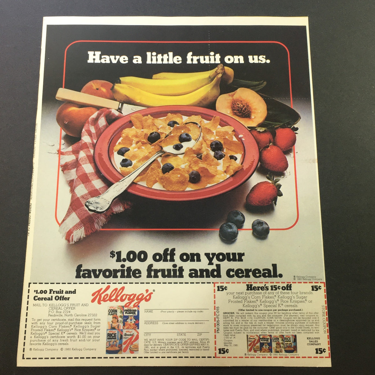VTG 1981 Kellogg's Corn Flakes, Sugar Frosted Flakes Fruit & Cereal Offer Coupon advertisement featuring a bowl of cereal topped with fruit, with a $1.00 discount message. The background shows bananas and other fruits.