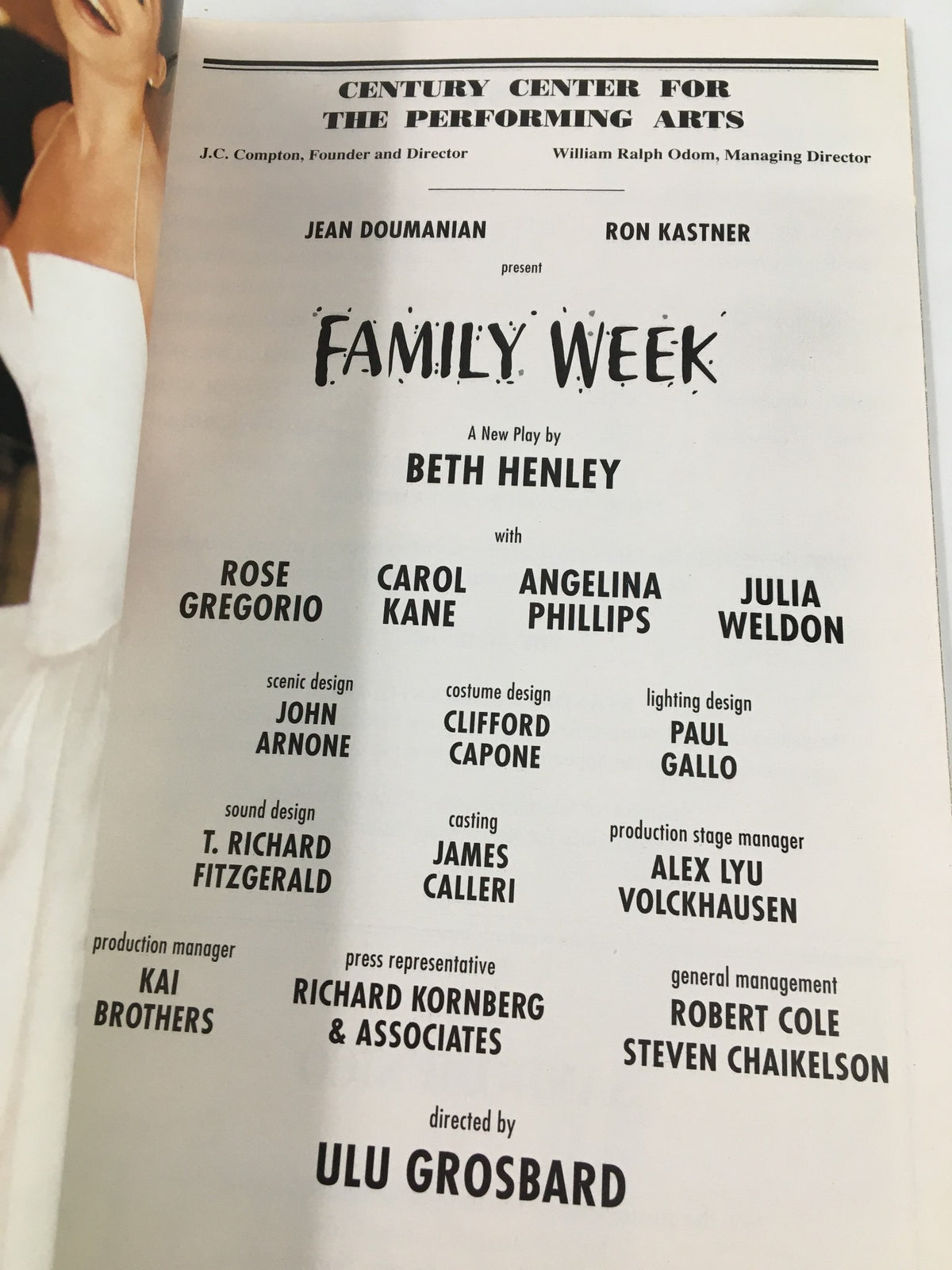 2000 Playbill Century Center for Performing Arts featuring Carol Kane in Family Week, showcasing cast and crew details including director Ulu Grosbard and playwright Beth Henley.