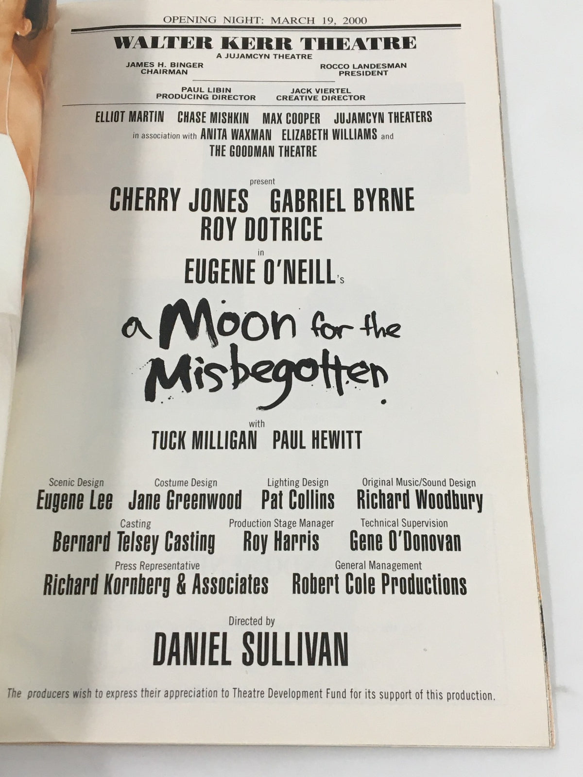 Cover of the 2000 Playbill for Walter Kerr Theatre's A Moon for the Misbegotten starring Cherry Jones and Gabriel Byrne, highlighting key production details.