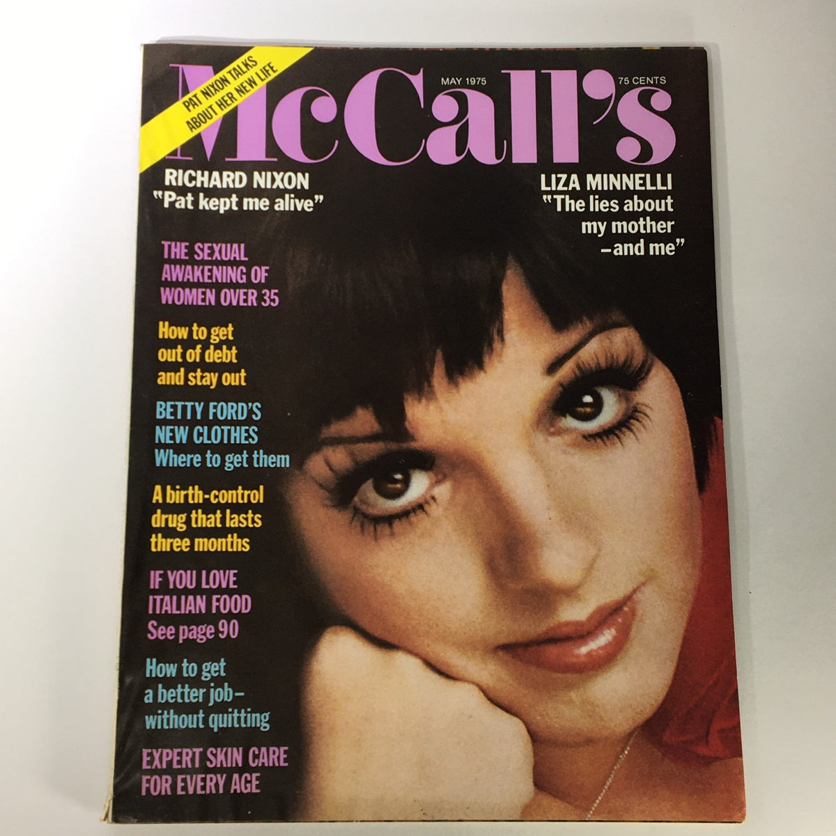 VTG McCall's Magazine May 1975 cover featuring Liza Minnelli and Richard Nixon with articles on women's issues, fashion, and lifestyle.