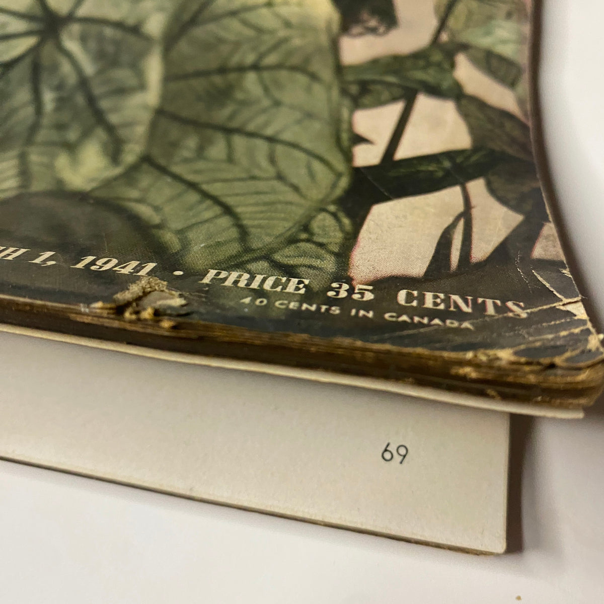 Vogue Magazine March 1, 1941 featuring the cover photograph by John Rawlings, showcasing botanical illustrations and the magazine's pricing details.