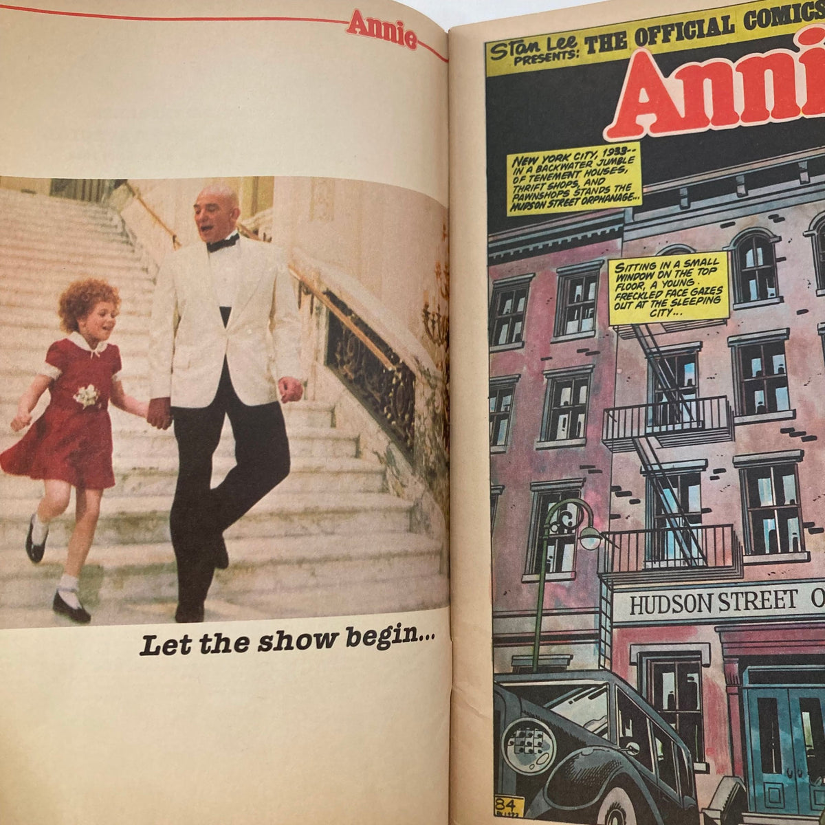 Inside spread of VTG 1982 No. 23 A Marvel's Super Special Annie showcasing Annie with Daddy Warbucks and comic artwork.