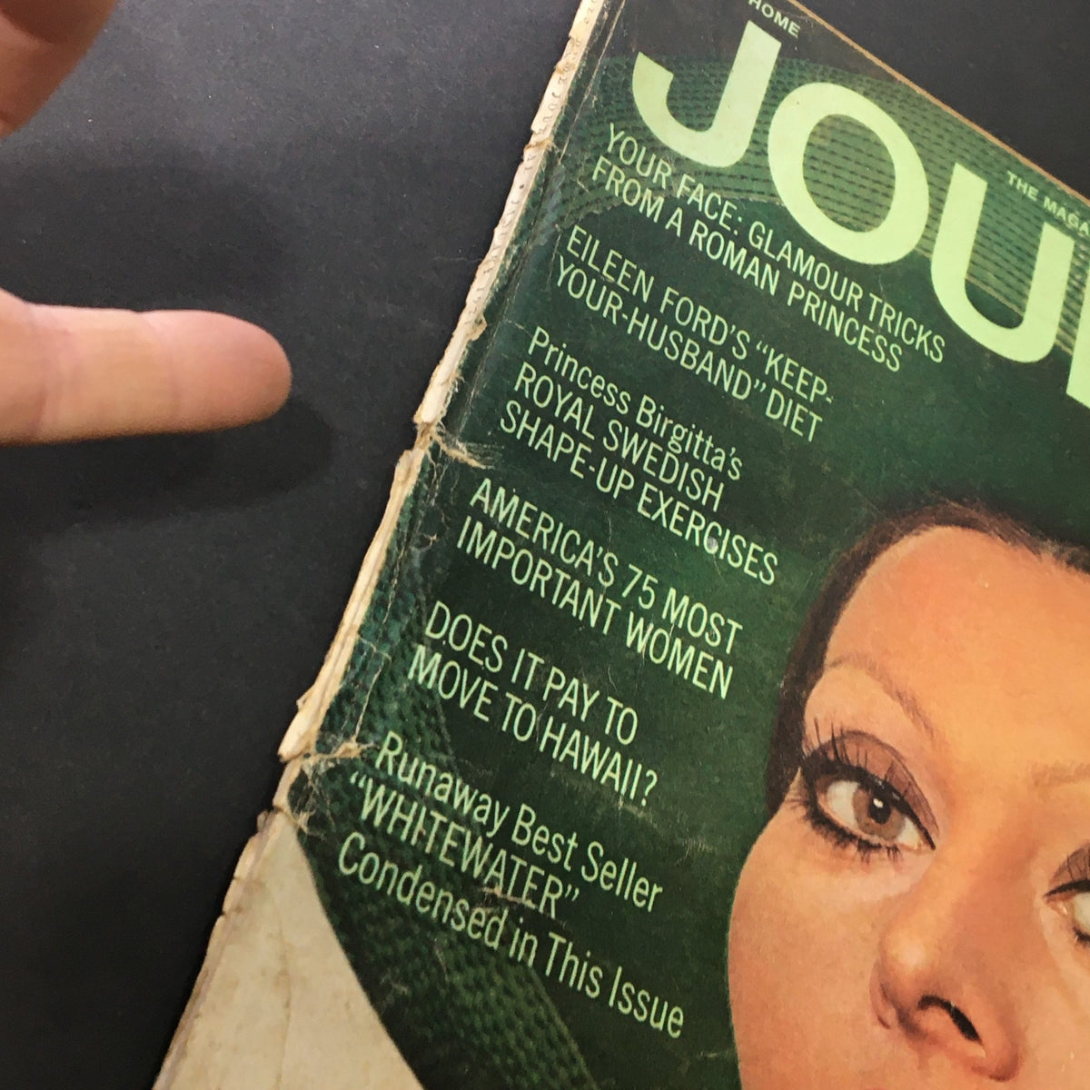 Side view of the VTG Journal Magazine January 1971 highlighting various articles including Eileen Ford and Princess Brigitta.