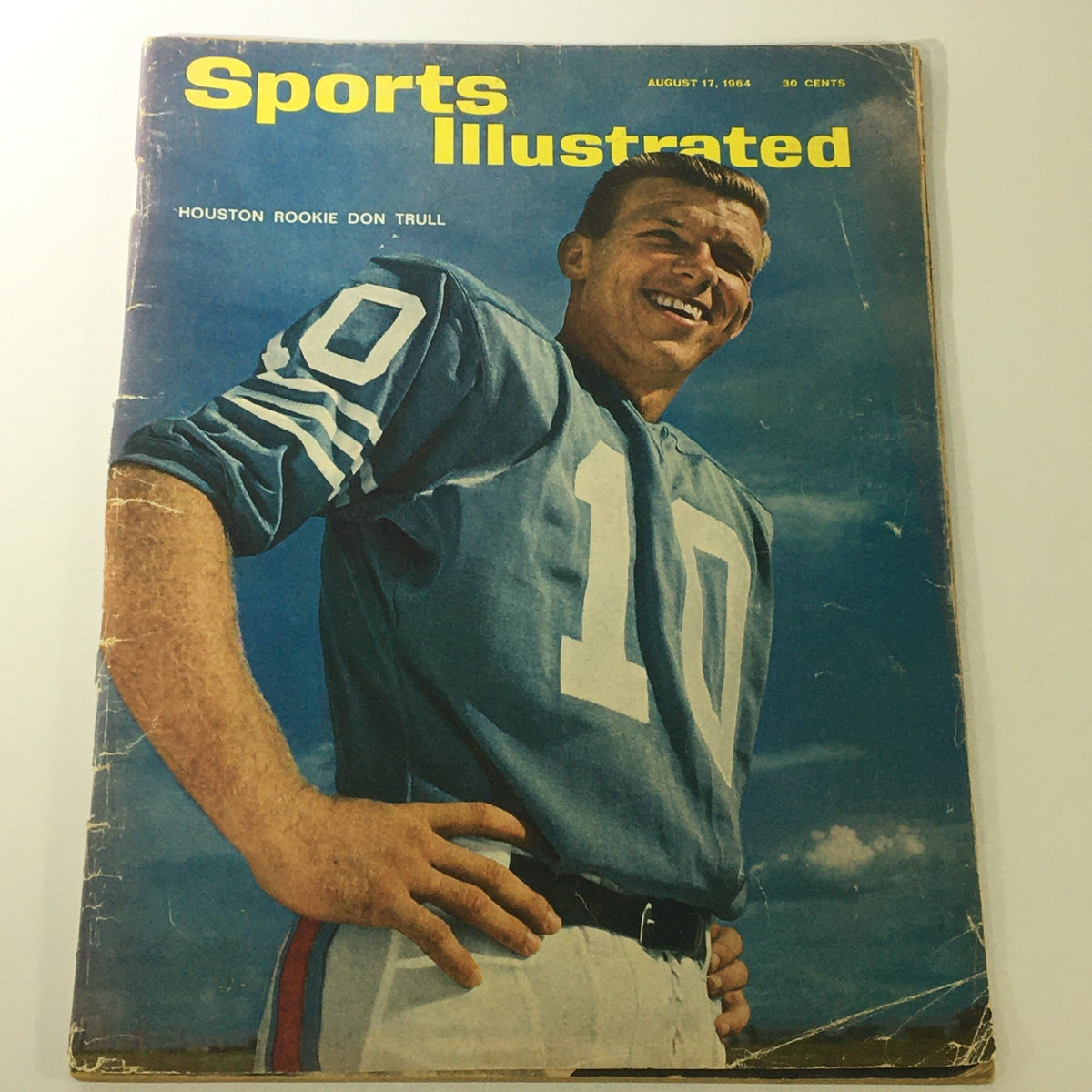 Sports Illustrated Magazine August 17, 1964 featuring Houston rookie Don Trull on the cover, showcasing sports nostalgia with a colorful design.