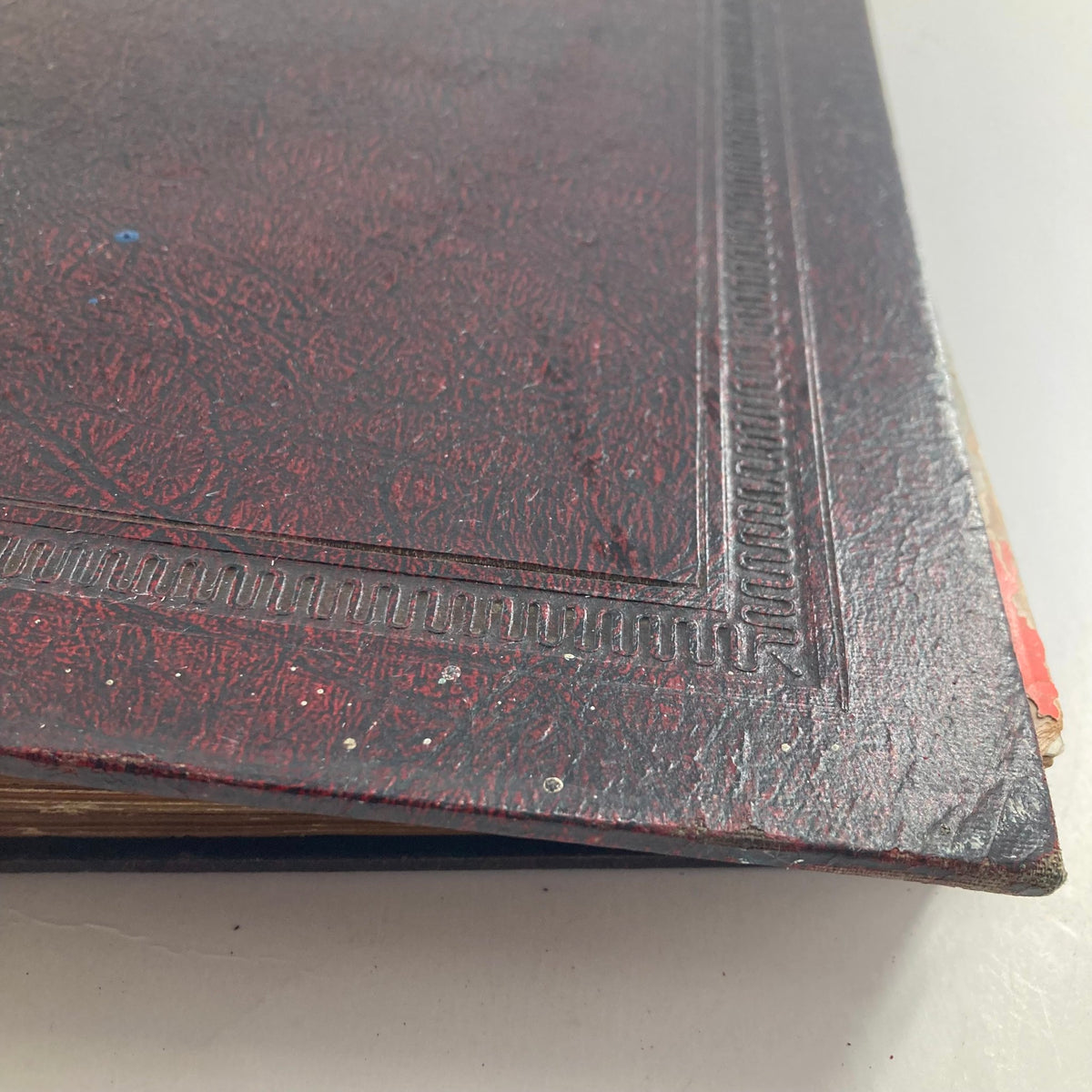 Side view of the VTG 1938 Bound Life Magazine showcasing the red and black textured cover detailing.