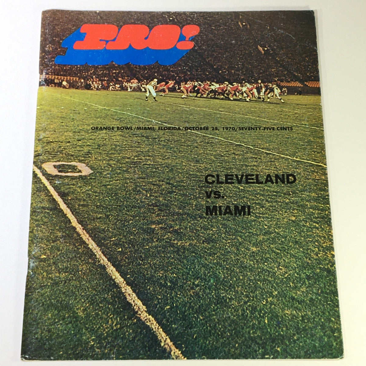 VTG Pro Orange Bowl October 25 1970 magazine cover featuring Cleveland vs Miami football matchup, showcasing a night scene on the field.