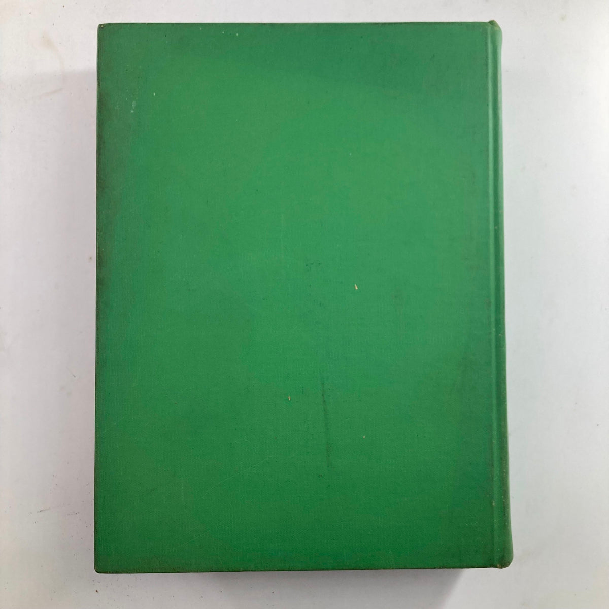 Spine view of the VTG 1951 Bound Life Magazine collection, showcasing its green cover, ideal for collectors and history enthusiasts.