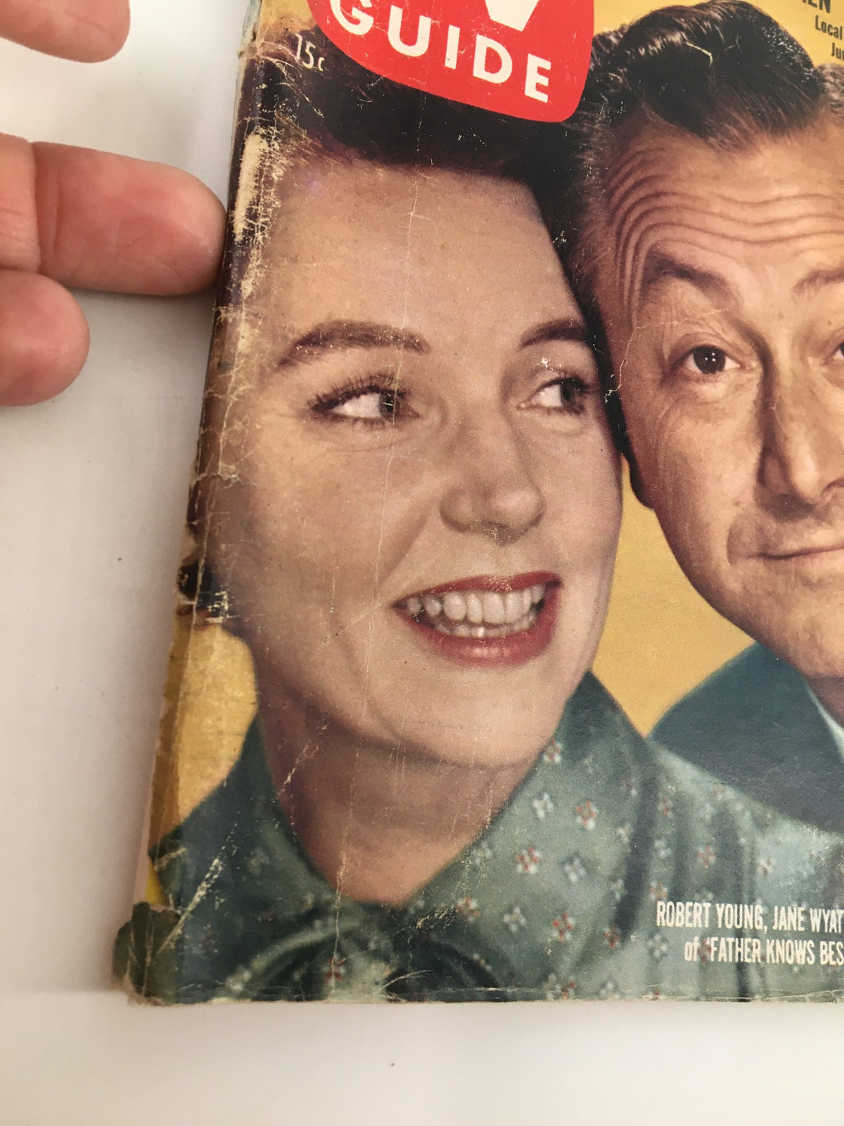 Close-up view of the TV Guide Magazine June 14 1958 cover highlighting Robert Young and Jane Wyatt, emphasizing the magazine's condition and nostalgic value.
