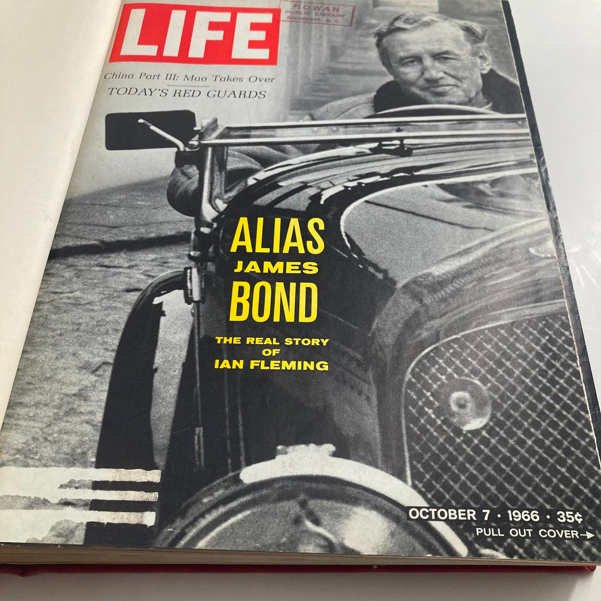 VTG 1966 Bound Life Magazine, October 7 issue cover titled 'Alias James Bond - The Real Story of Ian Fleming'.