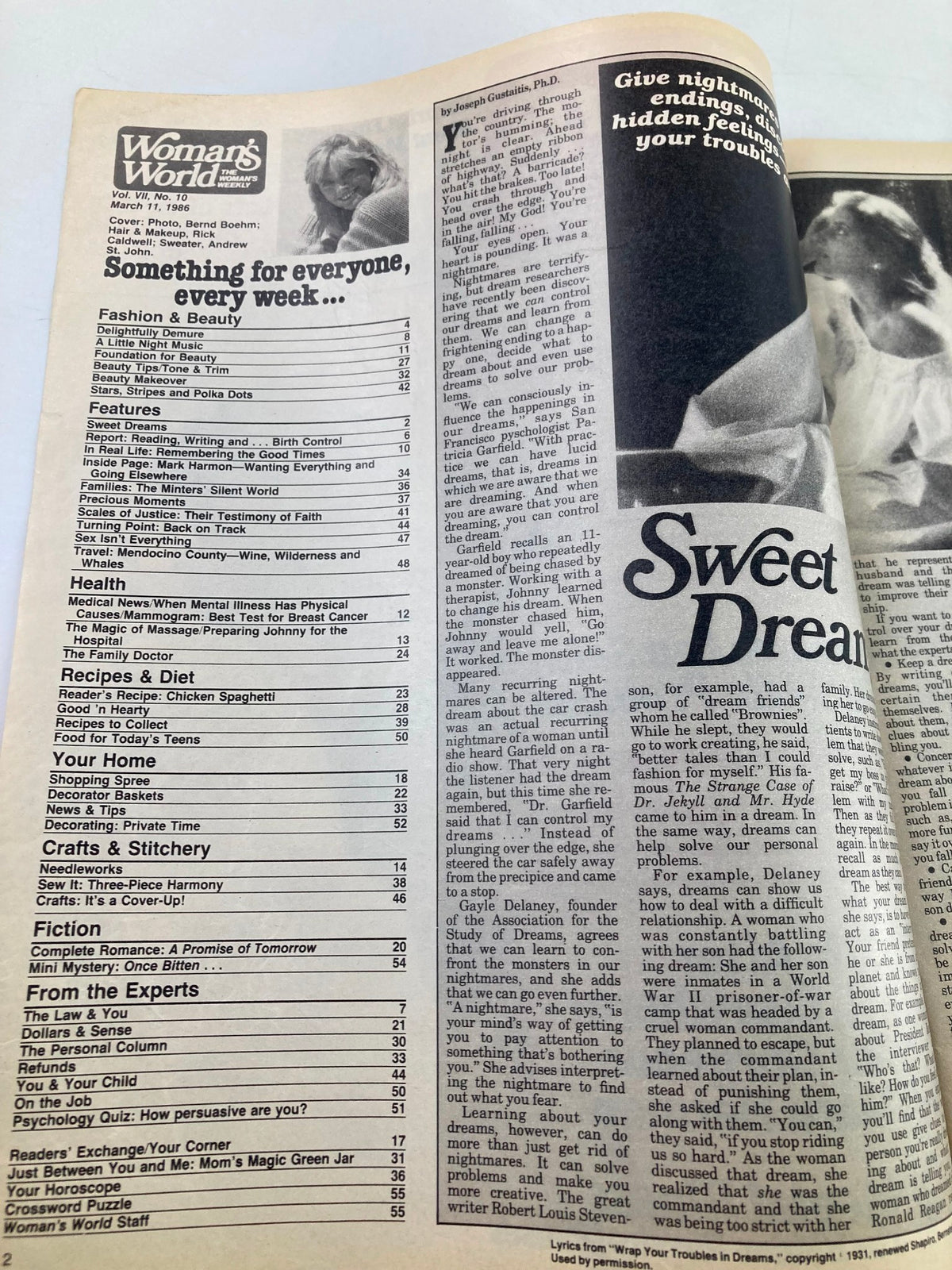Interior page of Woman's World Magazine March 11, 1986, displaying the table of contents with sections on fashion, health, recipes, and expert advice.