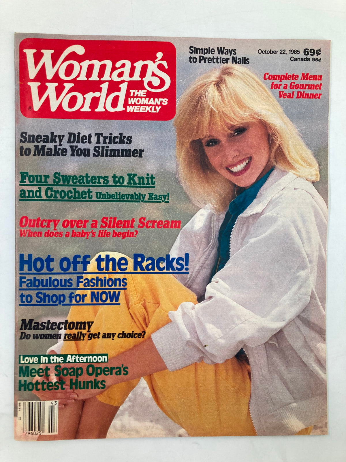 Cover of Woman's World Magazine October 22, 1985 featuring stylish content including tips on slimming diets and fashion, highlighted with the phrase 'Meet Soap Opera's Hottest Hunks'.